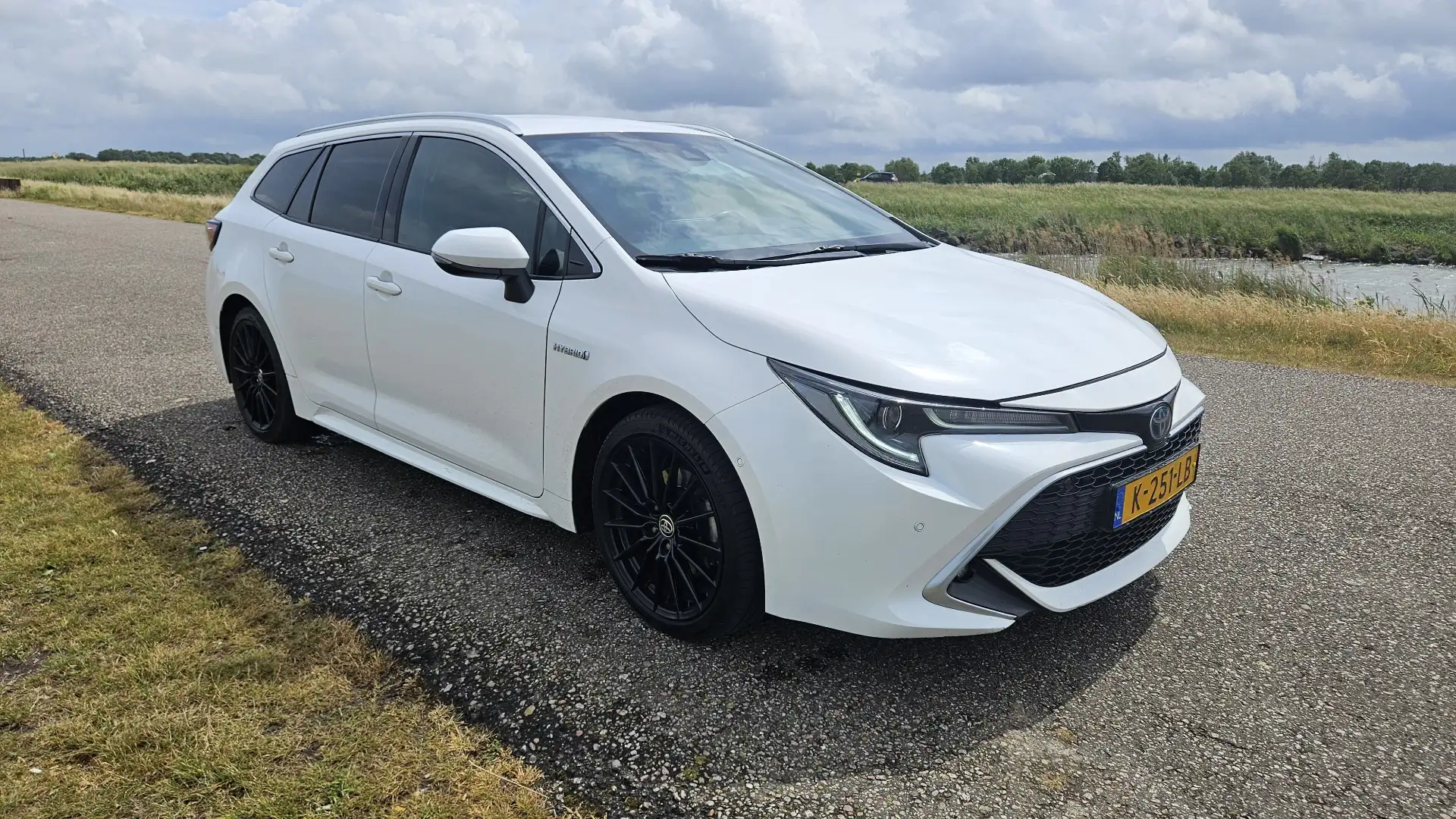 Toyota Corolla 2.0 Hybrid Executive Blanco - 2