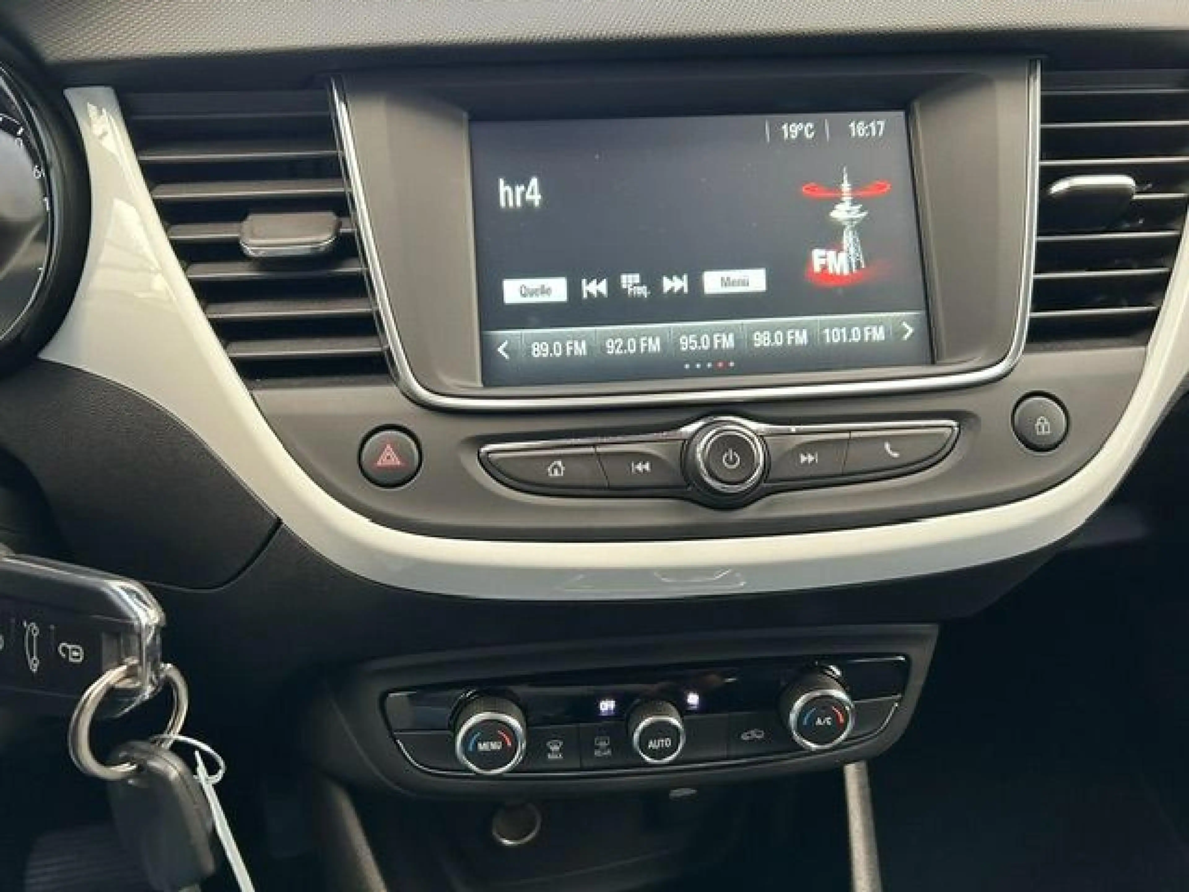 Opel Crossland X Opel 2020 — photo 11