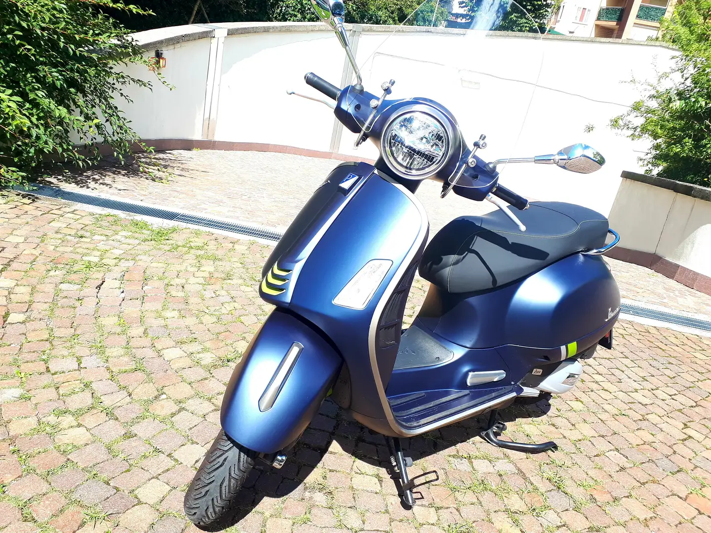 Vespa GTS 125 Supertech Blu/Azzurro - 2