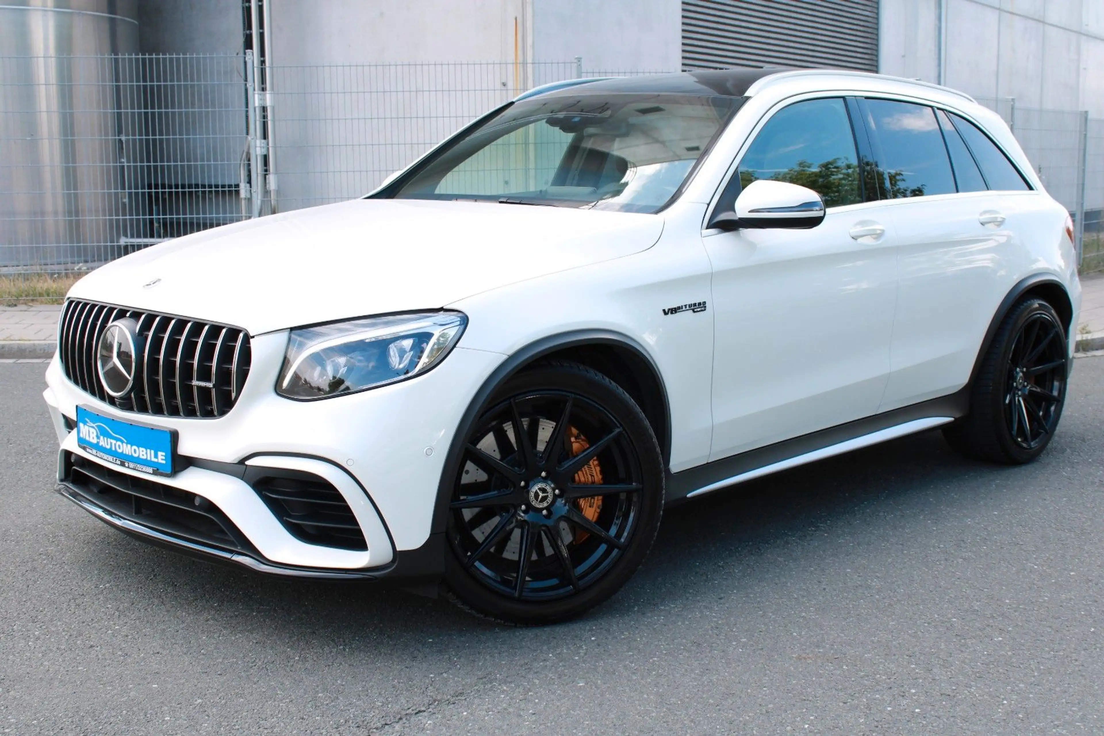 Mercedes-Benz GLC 63 AMG GLC 63S AMG 4Matic Burmester Pano AHK 21" — photo 2