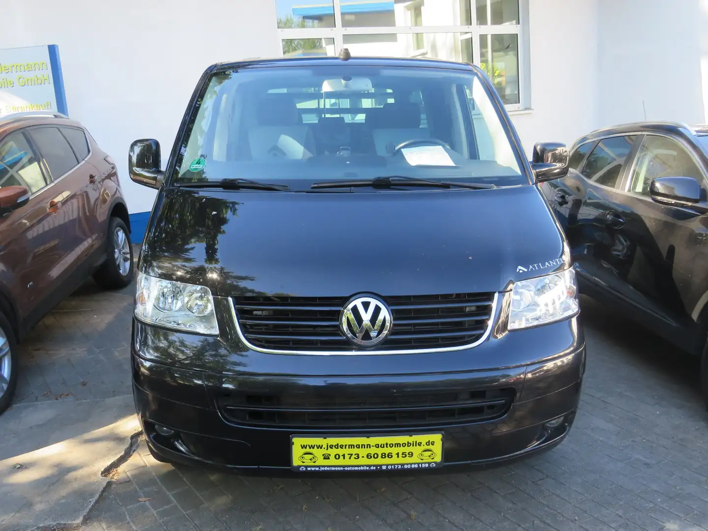 Volkswagen T5 California Multivan Atlantis Schwarz - 2