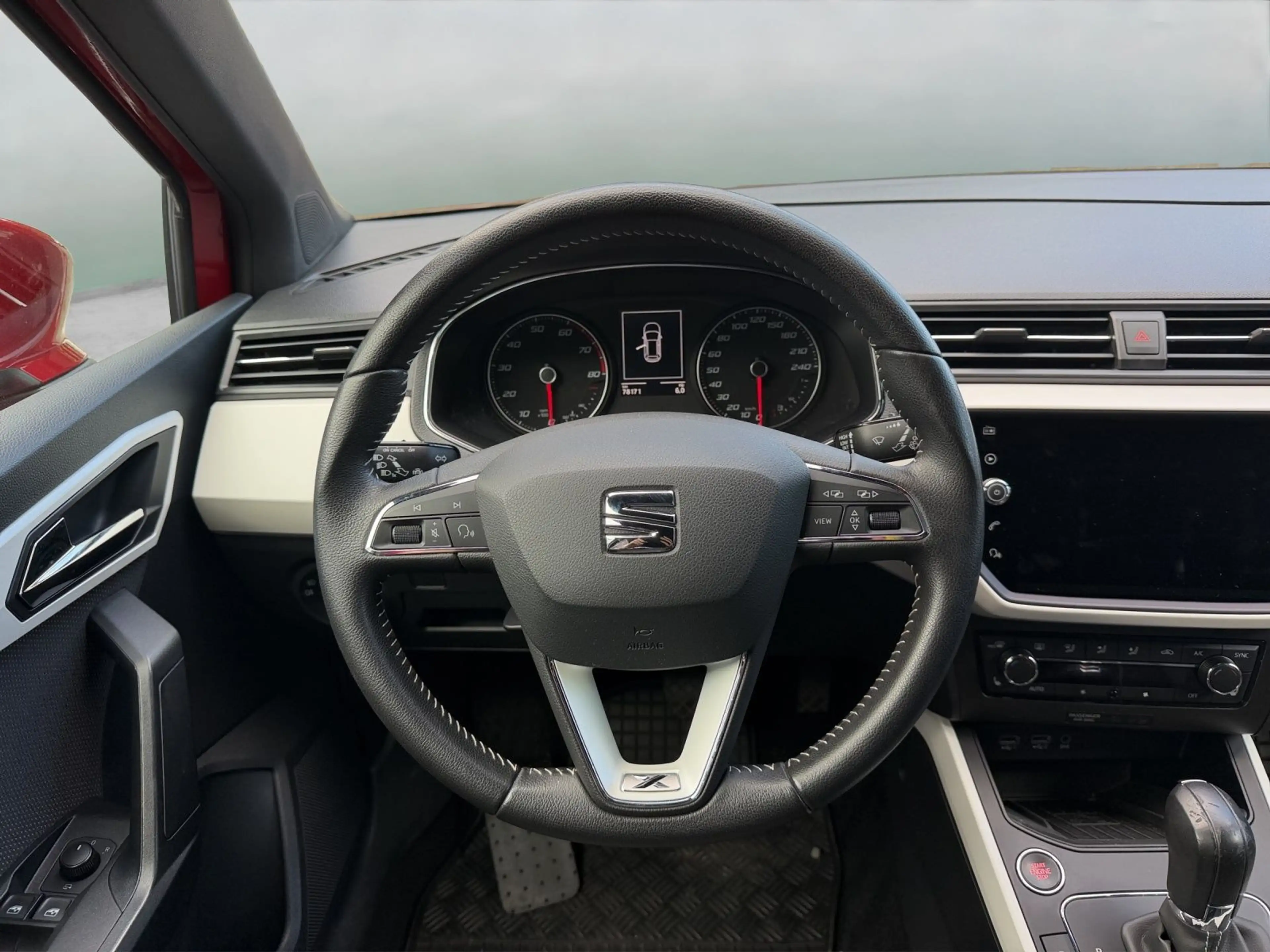 SEAT Arona Xcellence 1.0 TSI*AHK*LED*SHZ*CARPLAY*8-FA — photo 11