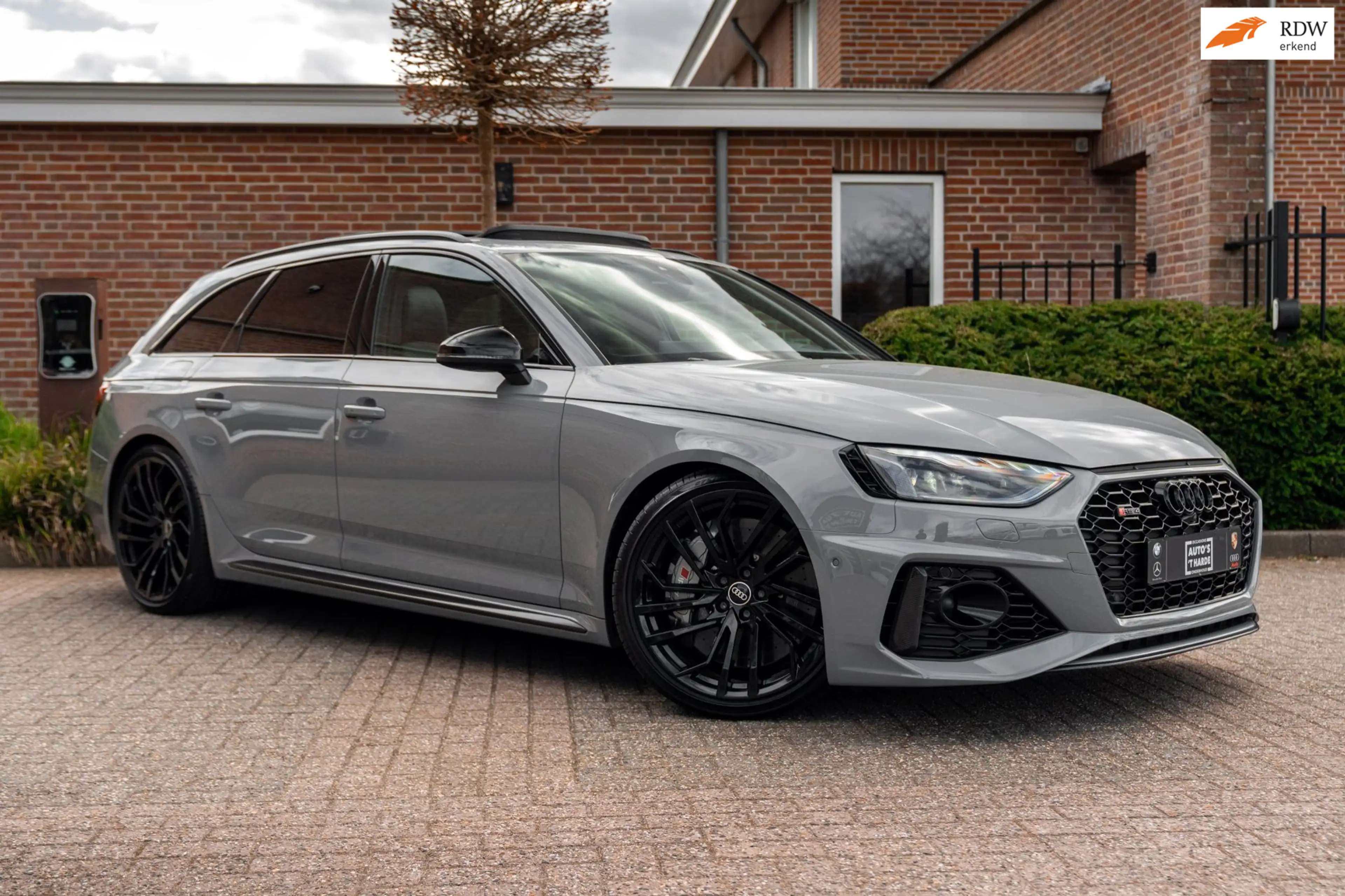 Audi RS4 Avant 2.9 TFSI Quattro | Keramisch | ACC | Carbon