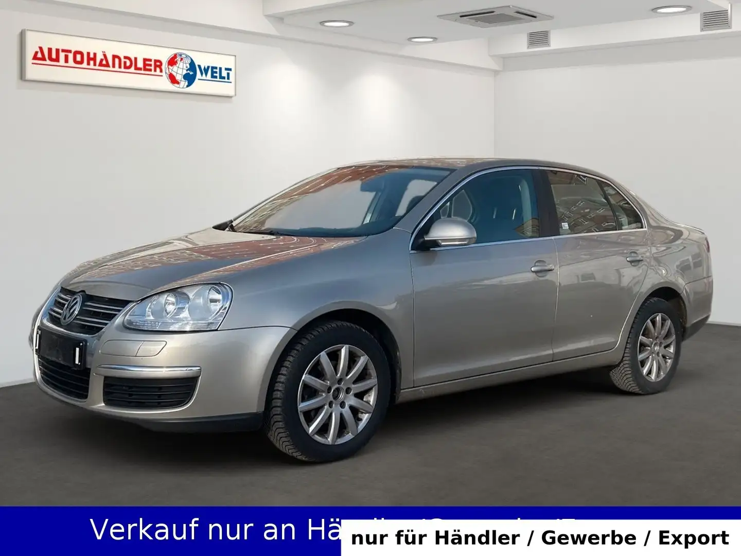Volkswagen Jetta V 1.6i Klimaautomatik SHZ PDC Beige - 1
