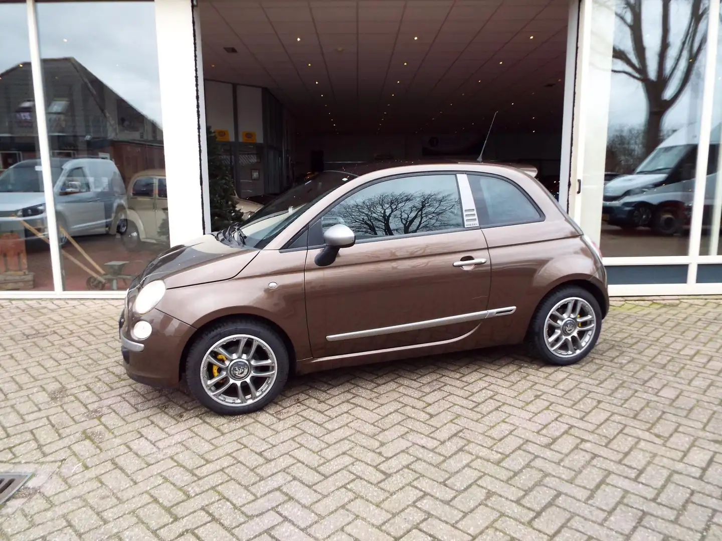 Fiat 500 1.4-16V Lounge AIRCO-PANODAK-LICHTMETAAL-12 MAANDE Bruin - 2