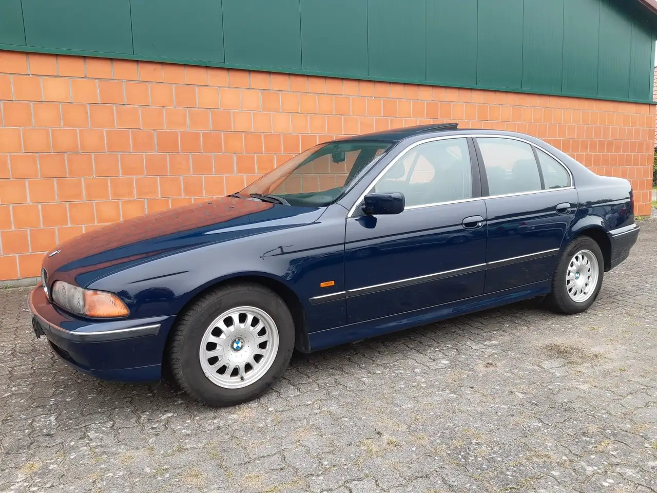 BMW 520