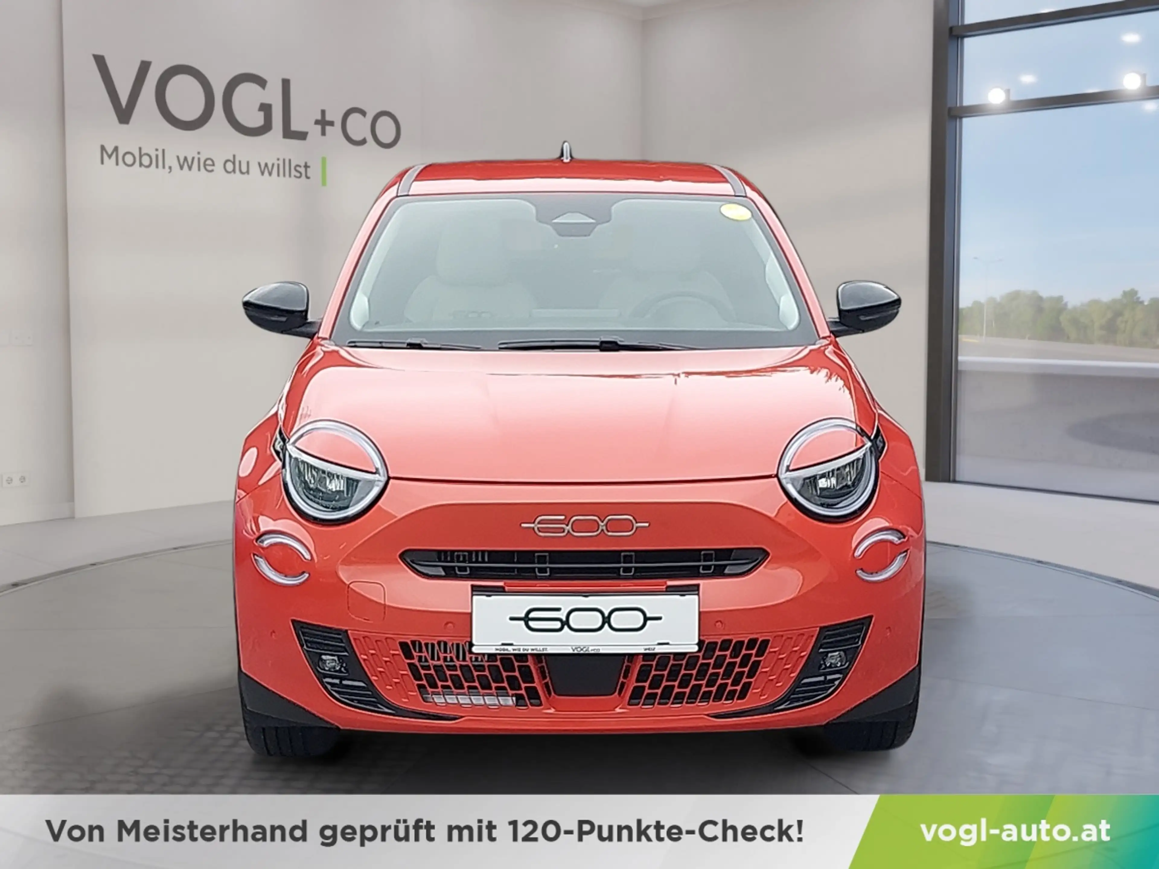 Fiat 600 Hybrid La Prima — photo 6