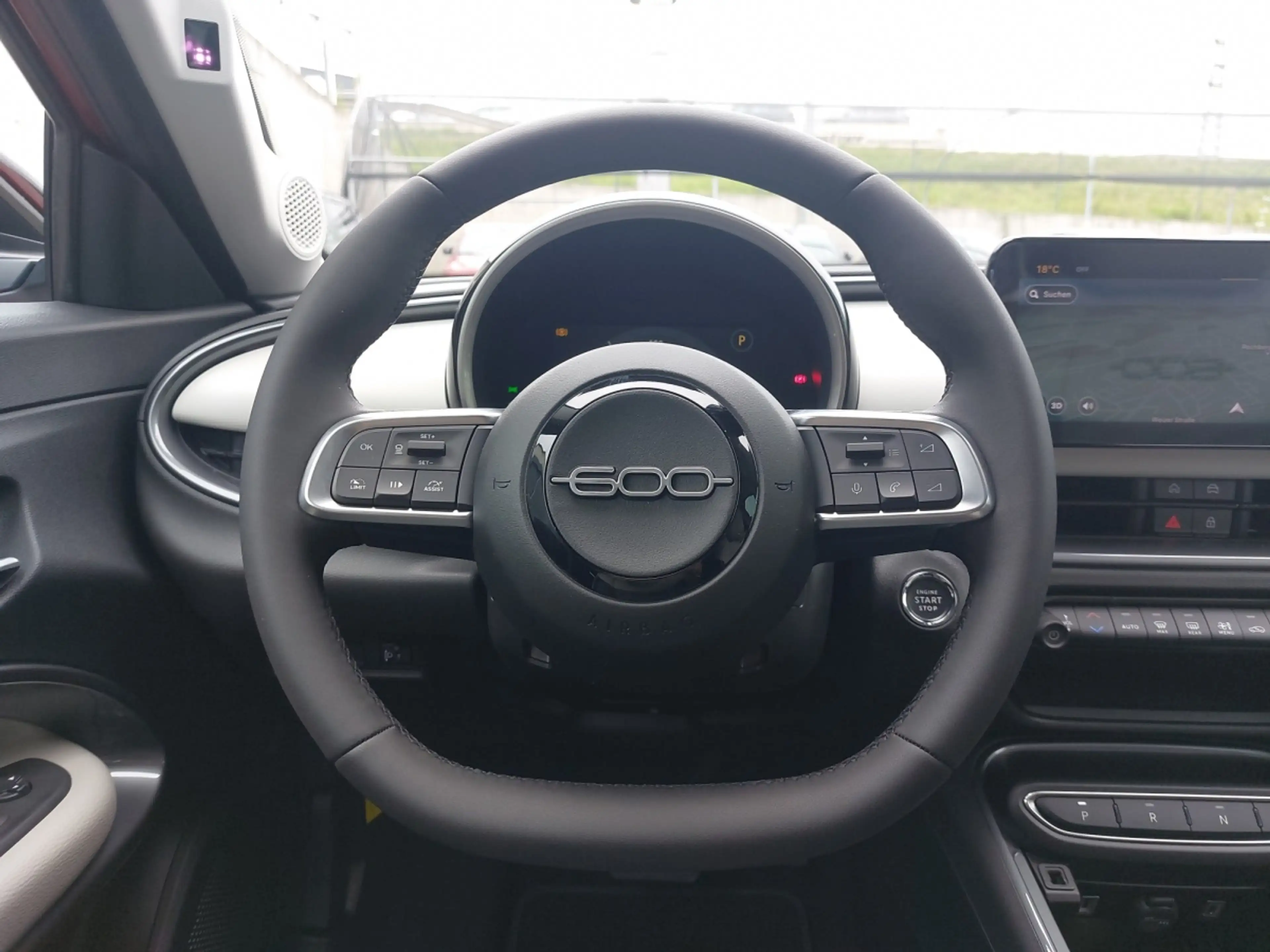 Fiat 600 Hybrid La Prima — photo 13