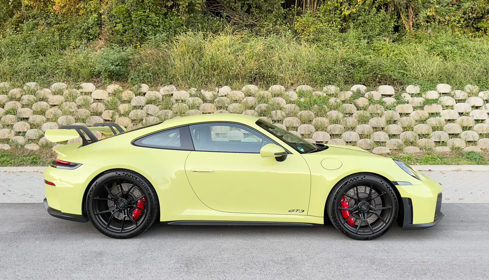 포르쉐 911 GT3 2026 노랑 사진 6