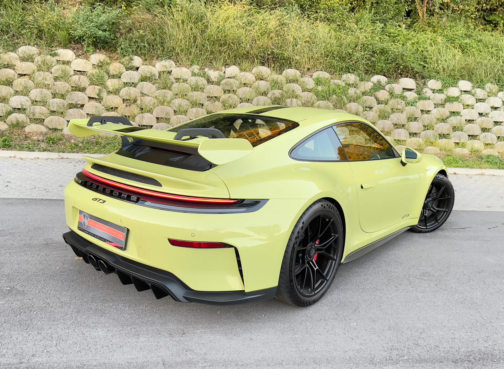 포르쉐 911 GT3 2026 노랑 사진 4