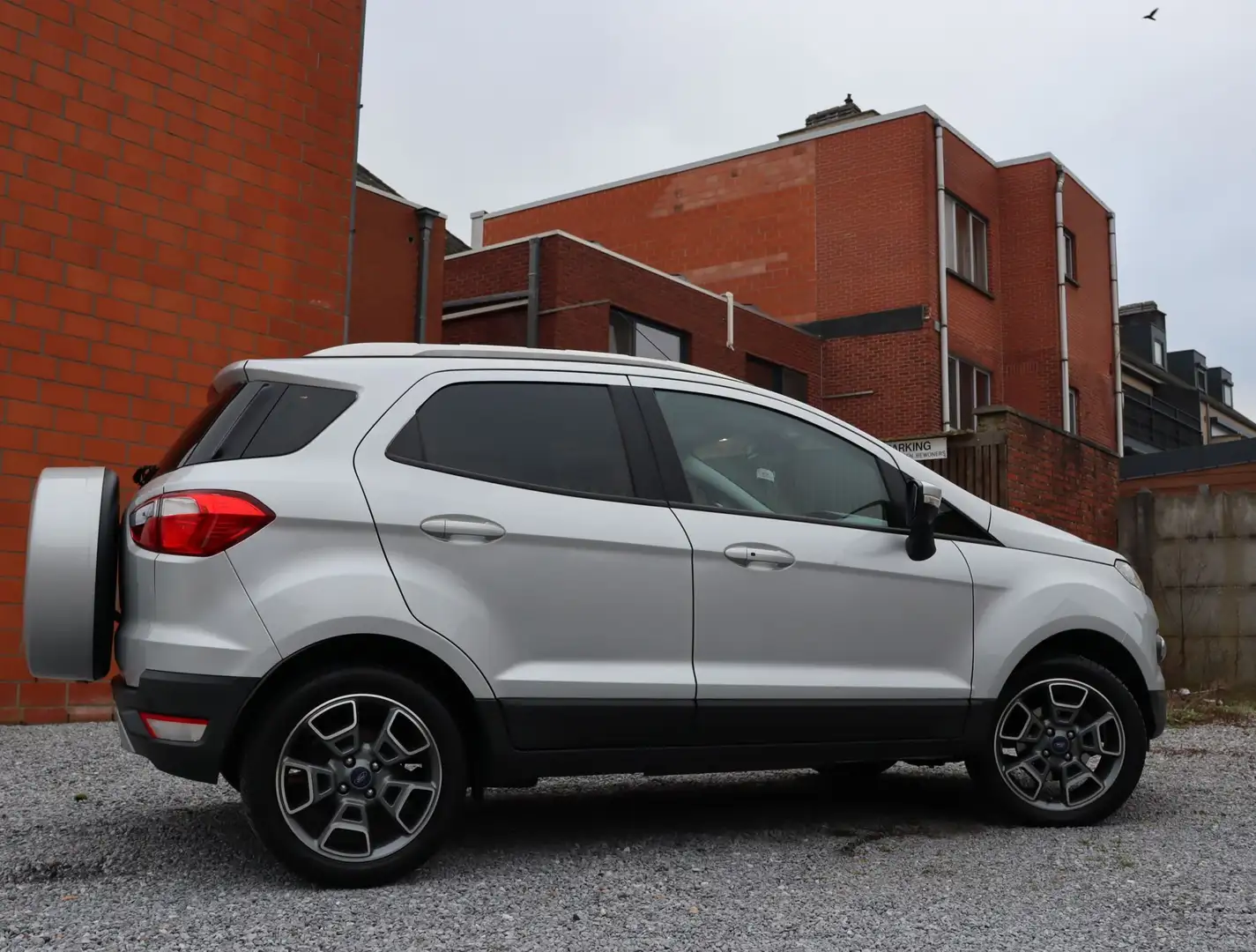 Ford EcoSport 1.5i 4x2 Trend Argent - 1