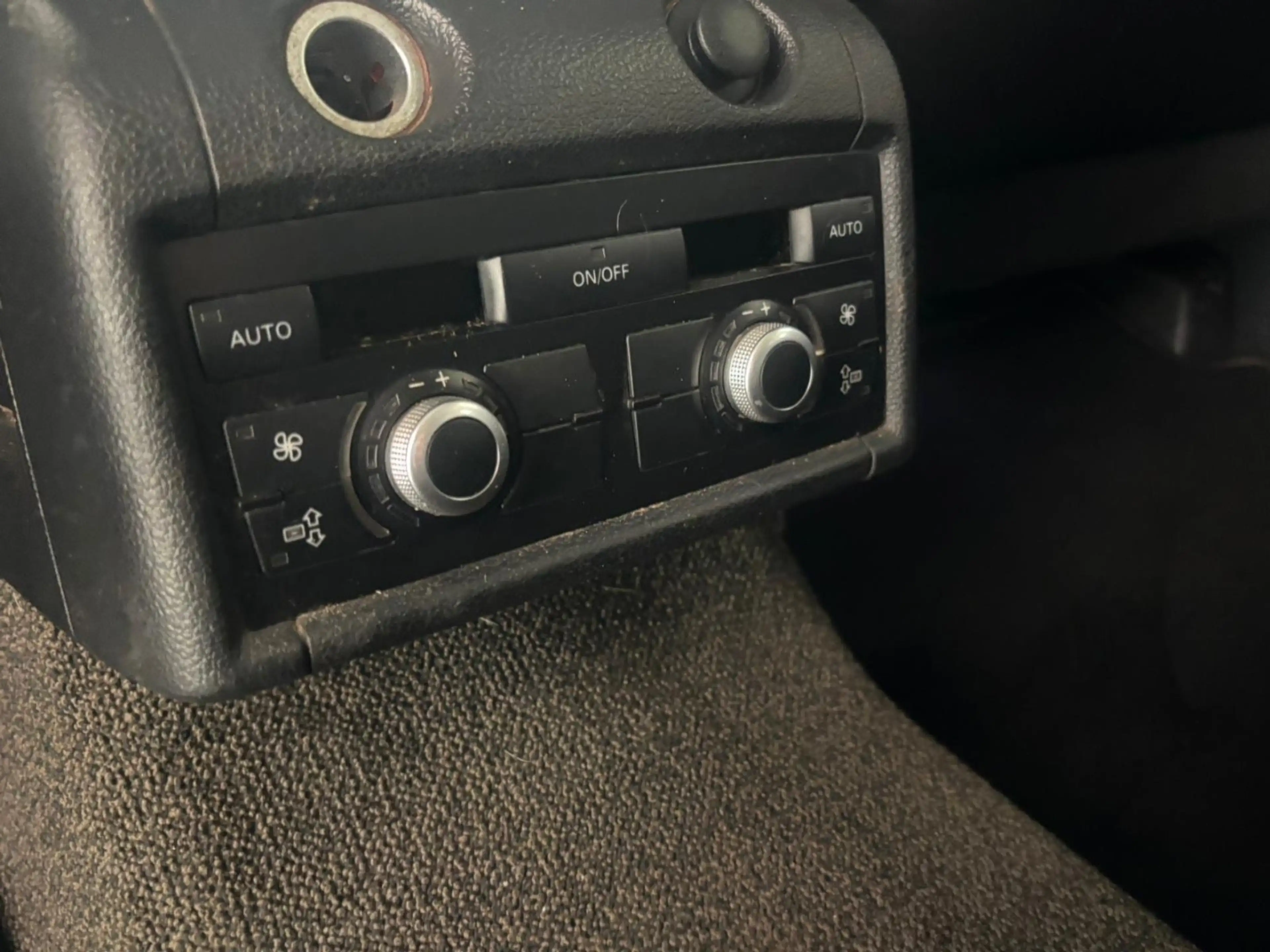 Audi Q7 4.2 FSI quattro Quattro — photo 12