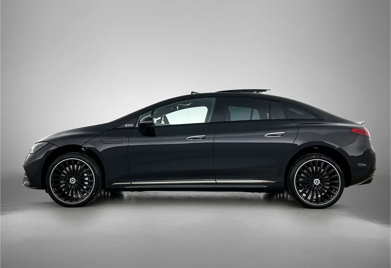 Mercedes-Benz EQE 300 2026