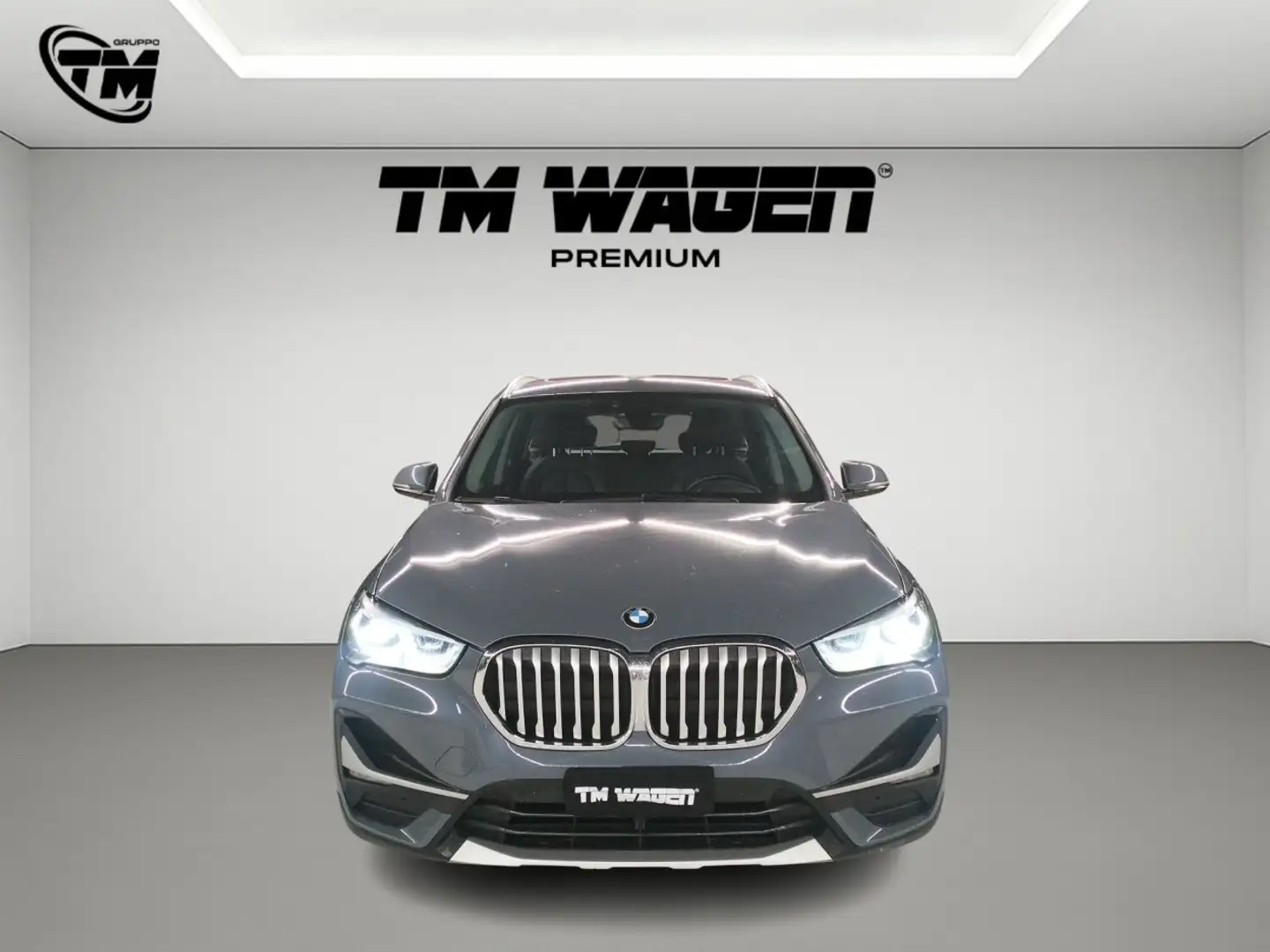 BMW X1 sdrive18d xLine - TETTO PANORAMICO Grigio - 2