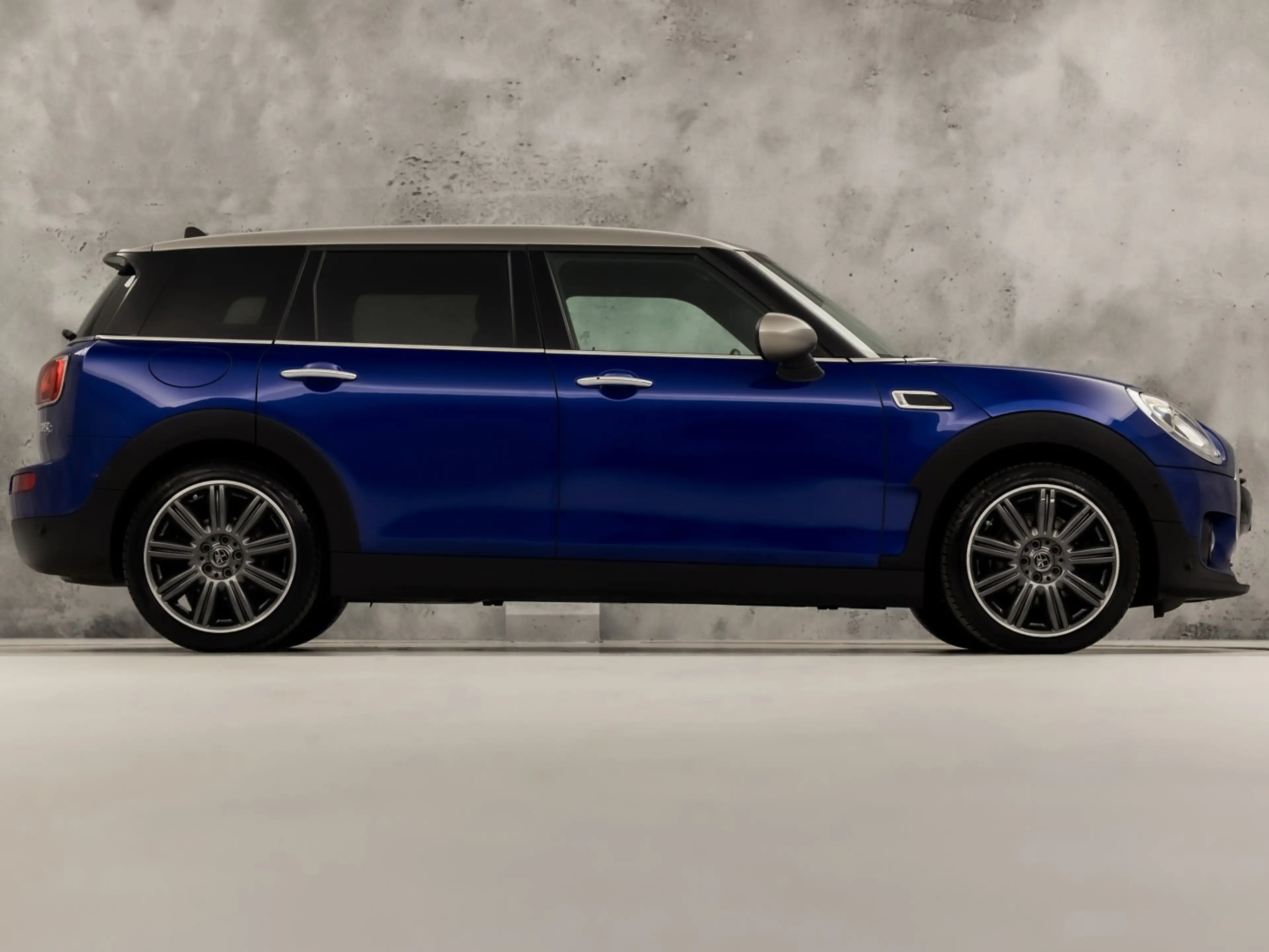 MINI Cooper Clubman 1.5 Chili Automaat (GROOT NAVI, CLIMATE, STOELVERW — photo 4
