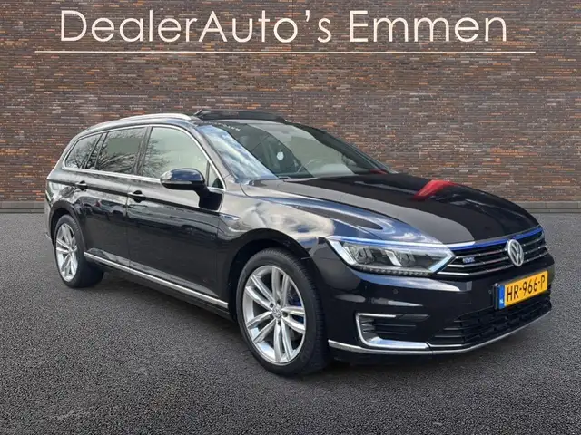 Volkswagen Passat Variant 1.4 TSI GTE LEDER PANODAK LMV NAVI CRUISE