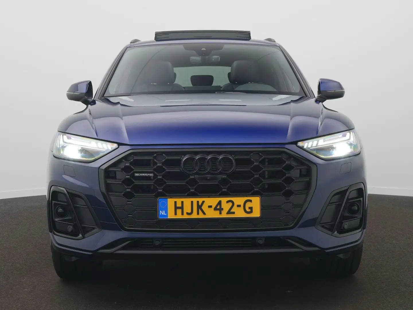 Audi Q5 50 TFSI e S edition Competition | Pano | 360 | Dod Blauw - 2
