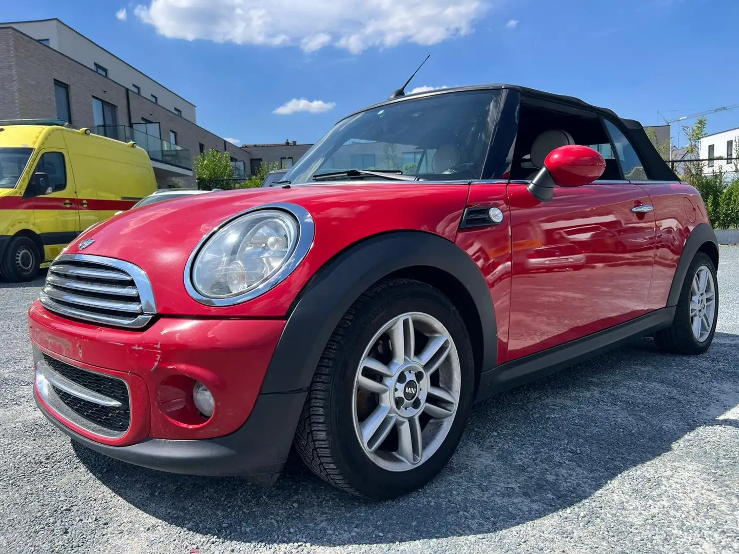 MINI Cooper D Cabrio Cabriolet 1.6 DPF elle ne demarre pas Red - 1