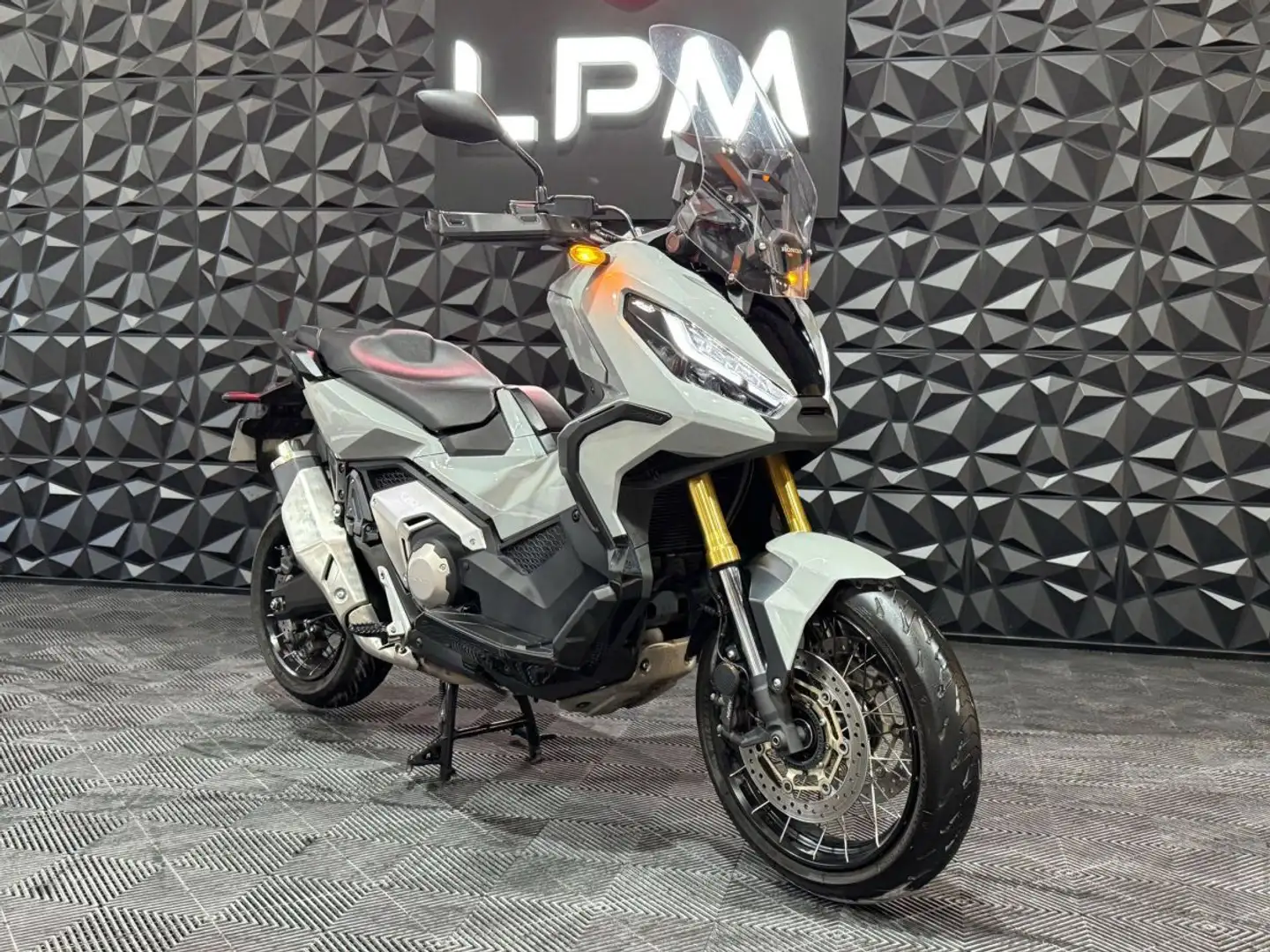 Honda X-ADV 750cc DCT ABS Gris - 1