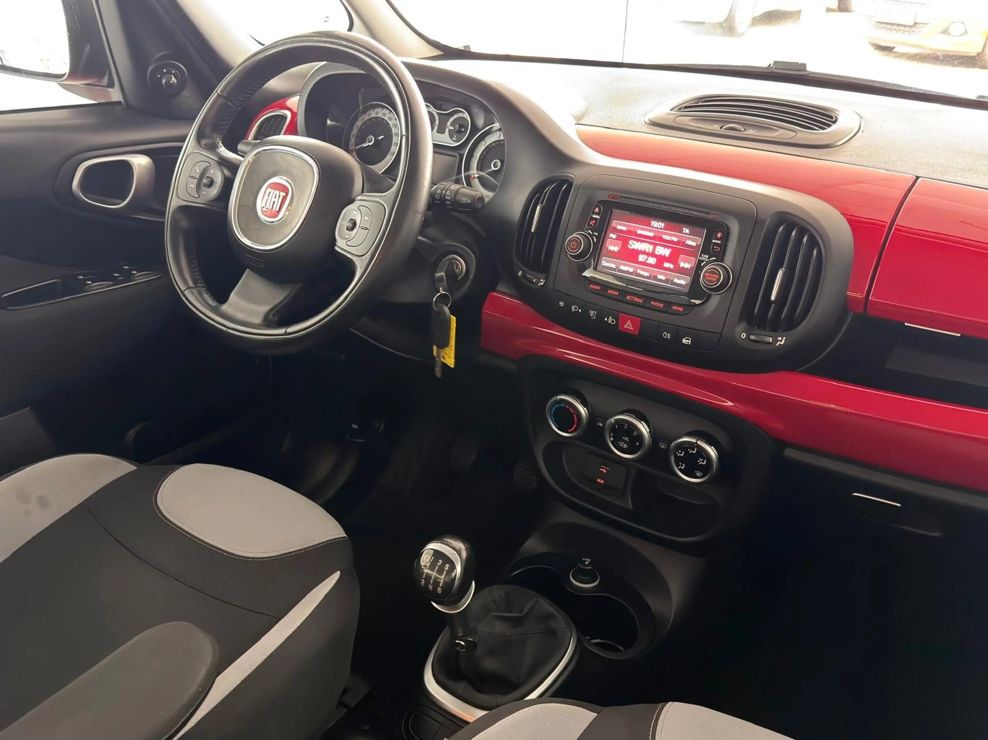 Fiat 500L Pop Star+Scheckheft+Sitzheizung+Tempomat — photo 12