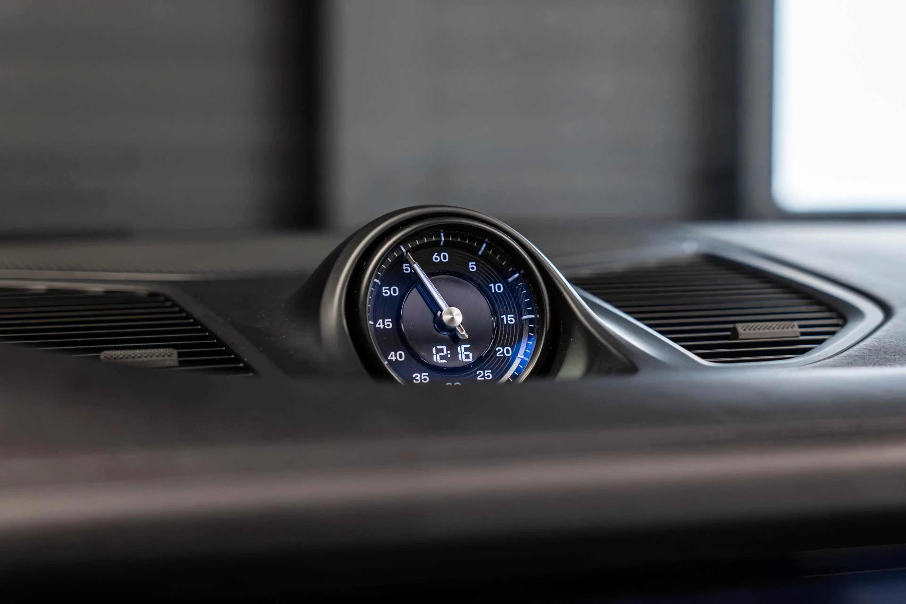 Porsche Cayenne 3.0 E-Hybrid Sportdesign | 1e Eigenaar | TV Scherm — photo 14