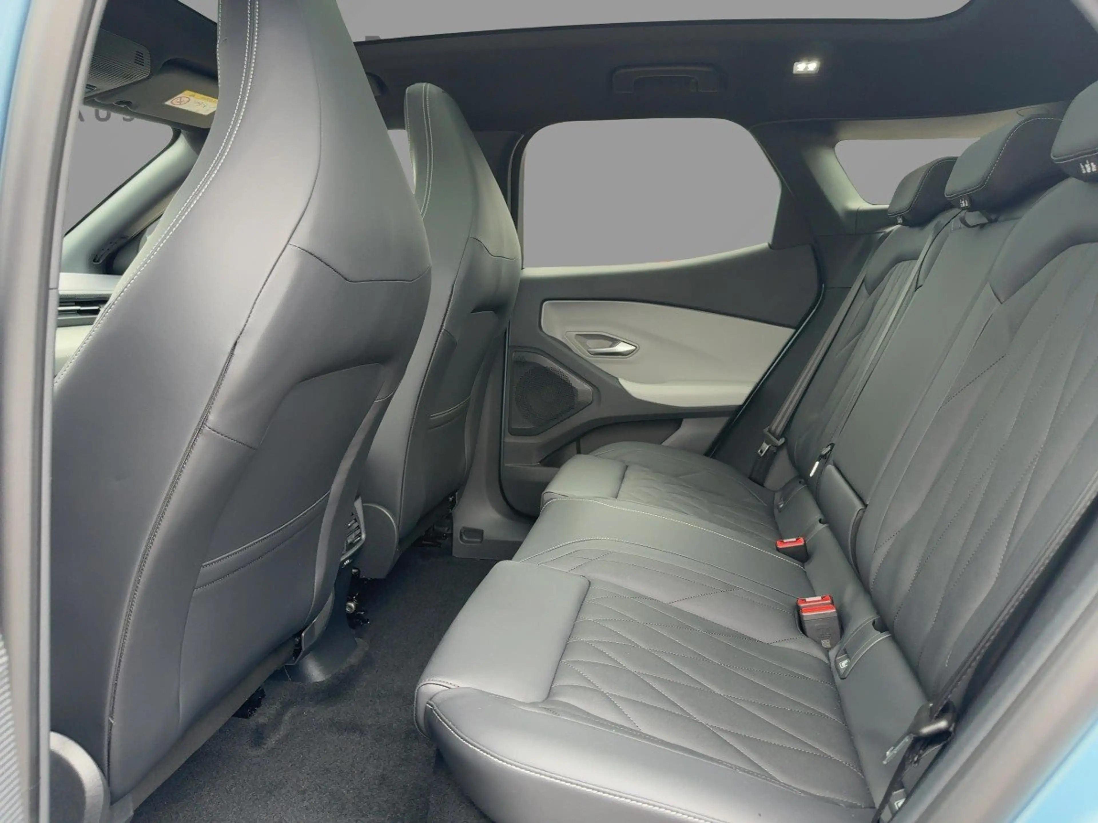 Ford Explorer RWD (Extended Range 77kwh) Premium AHK — photo 9