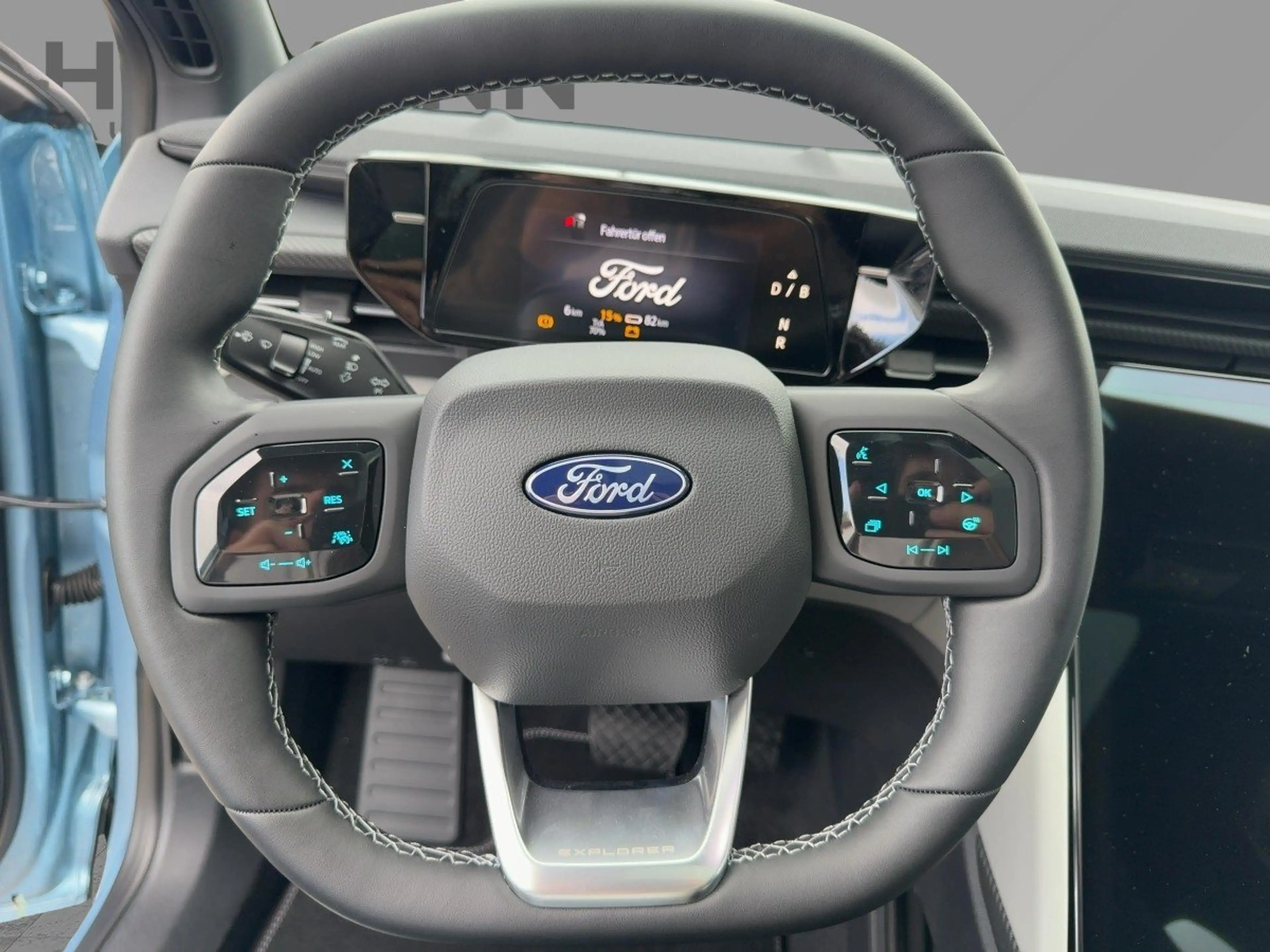 Ford Explorer RWD (Extended Range 77kwh) Premium AHK — photo 11