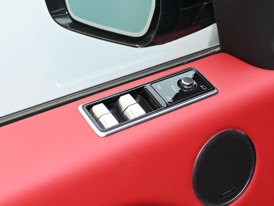 2022 Land Rover Range Rover Sport MHEV HST thumb 11