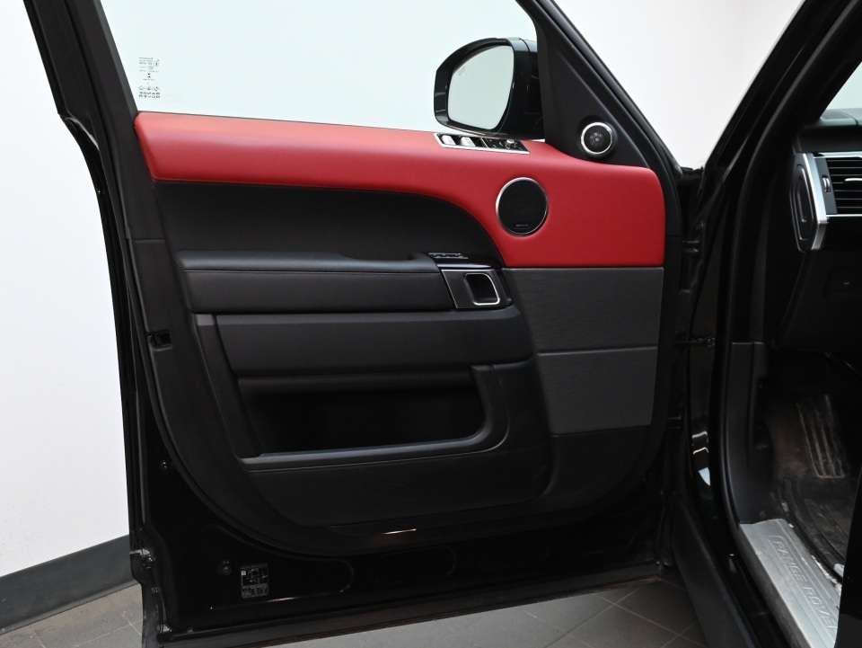 2022 Land Rover Range Rover Sport MHEV HST thumb 10