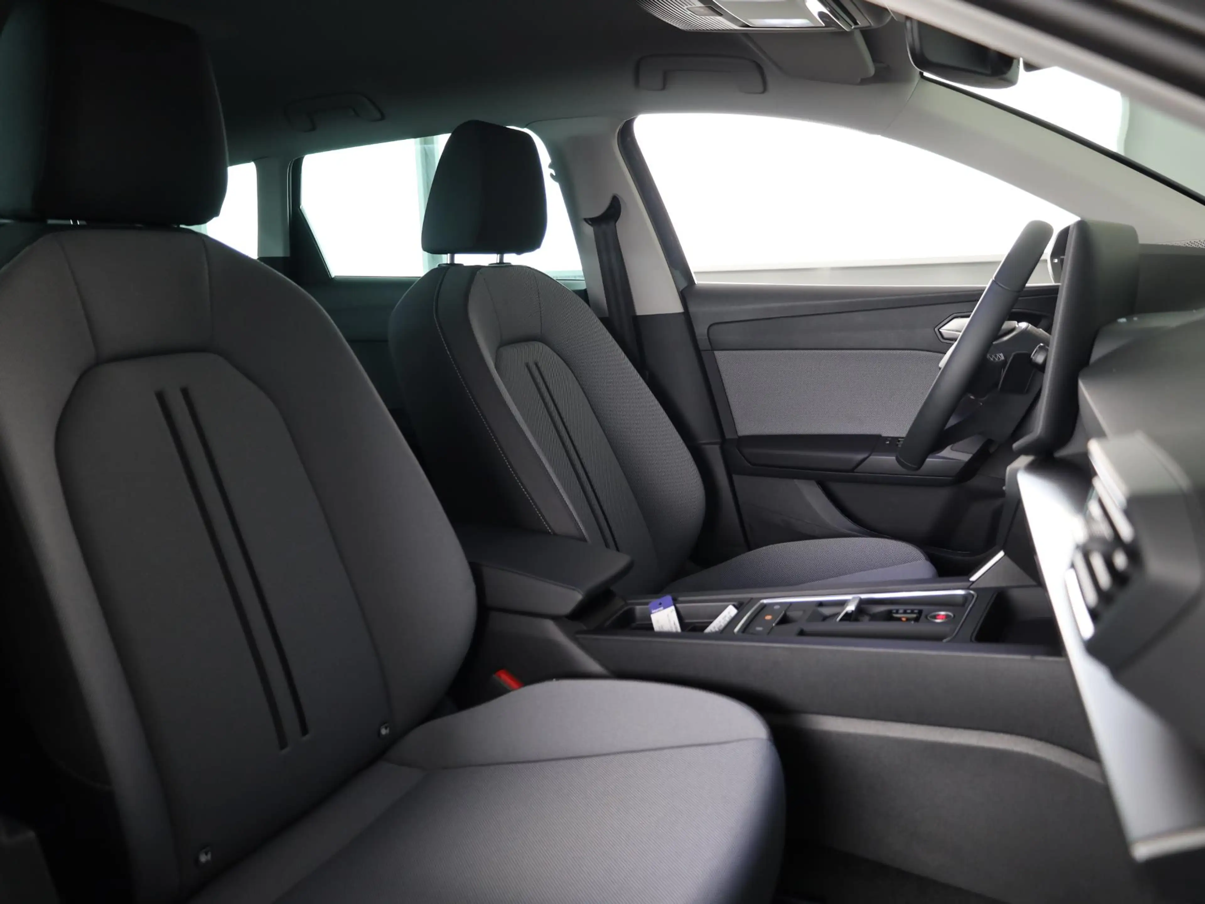 SEAT Leon e-Hybrid Sportstourer 1.5 TSI Style Business Intense | Fior — photo 14