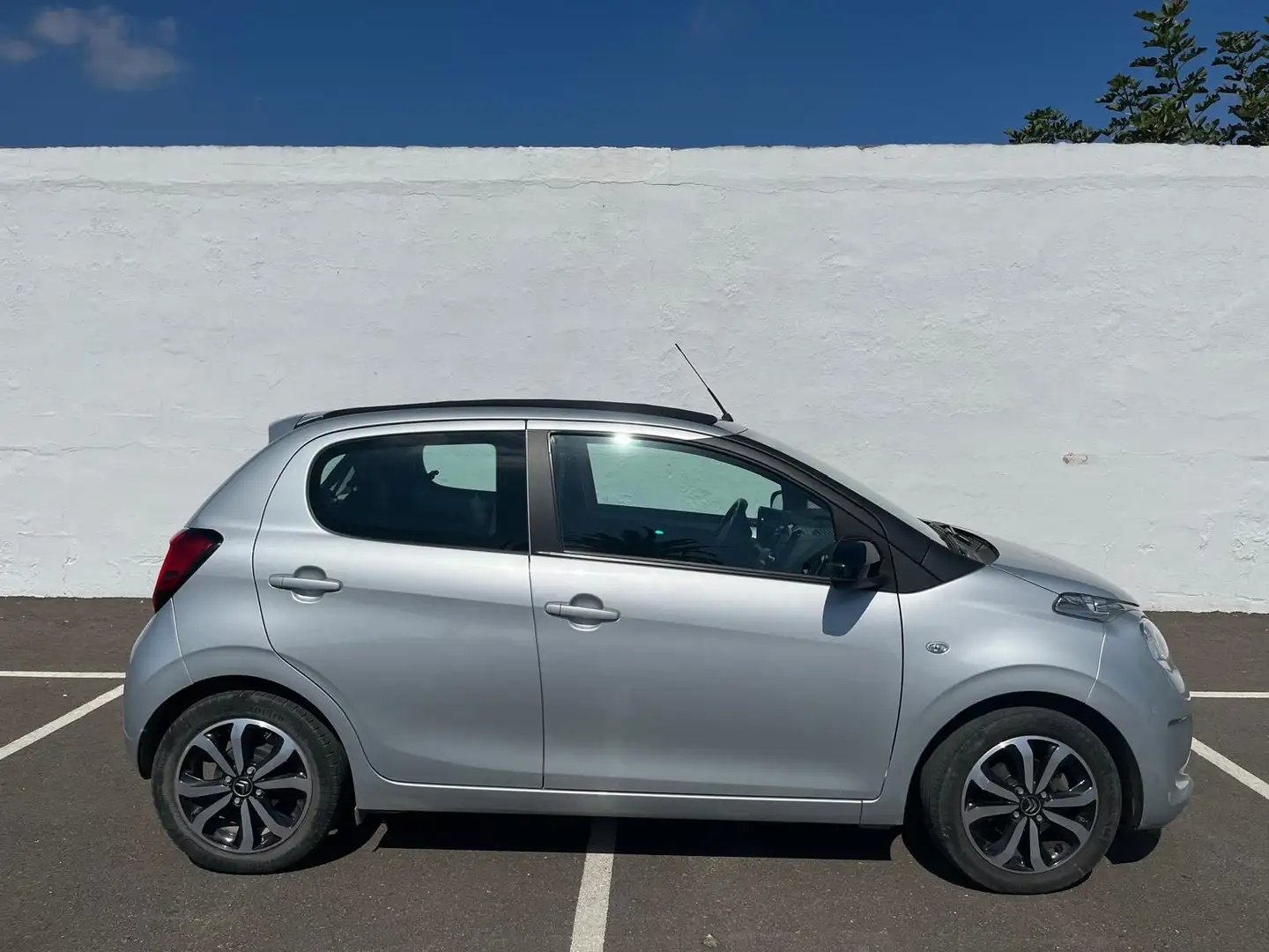 Citroen C1 1.0 VTi Airscape Shine 72 - 2