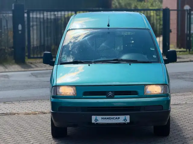Citroen Jumpy Behindertengerecht-Rampe