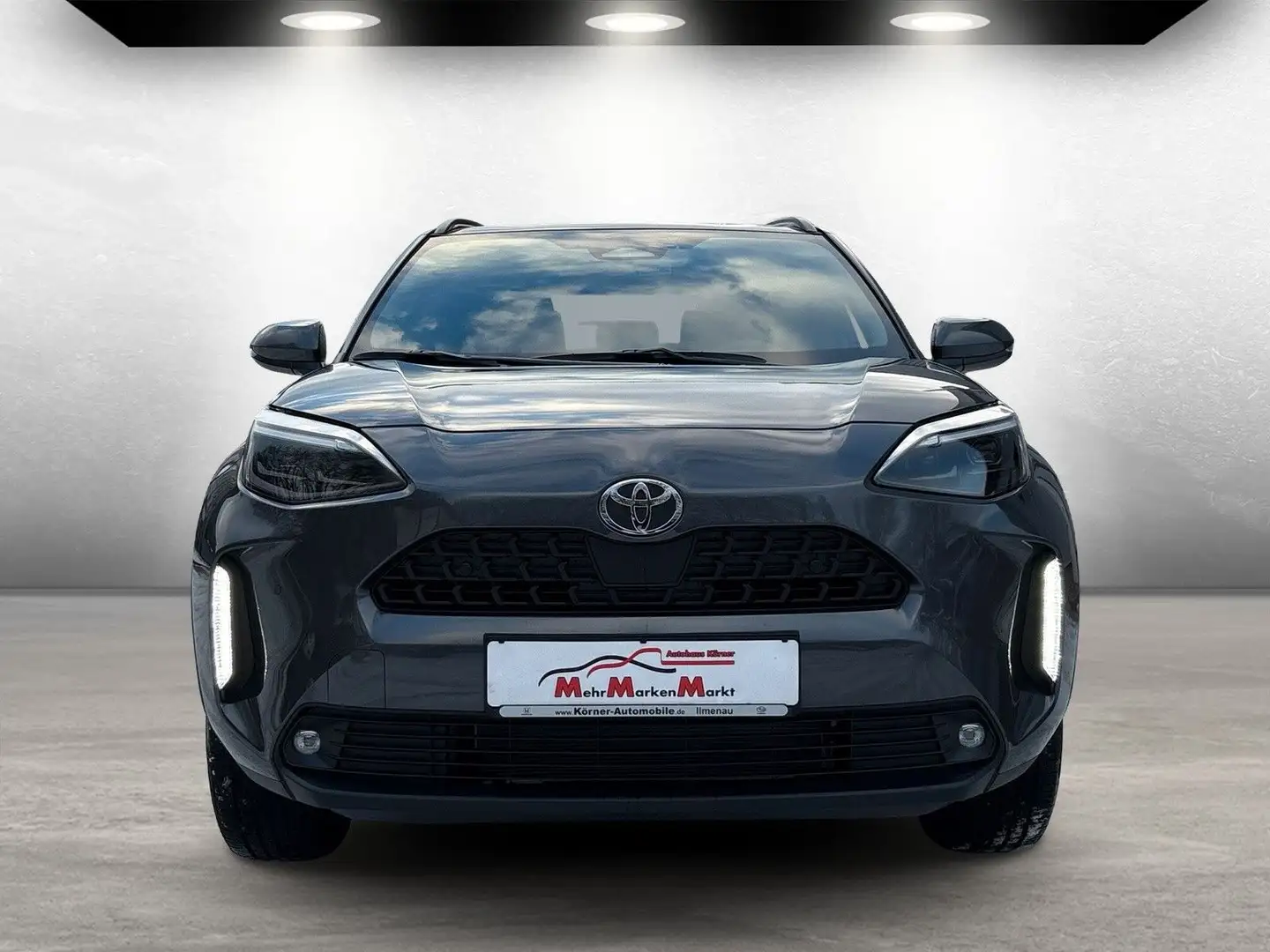 Toyota Yaris Cross Teamplayer *LED*RFK*SHZ*Carplay* Grau - 2