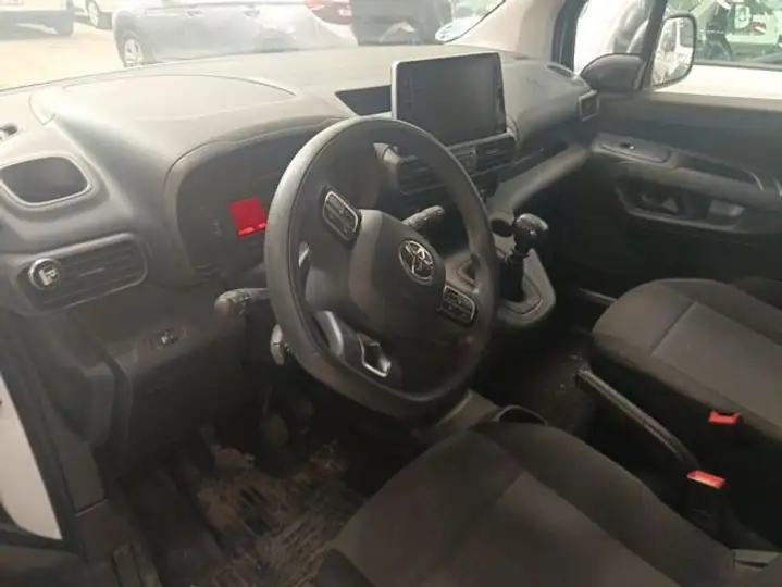 Toyota ProAce City 2022, foto 7