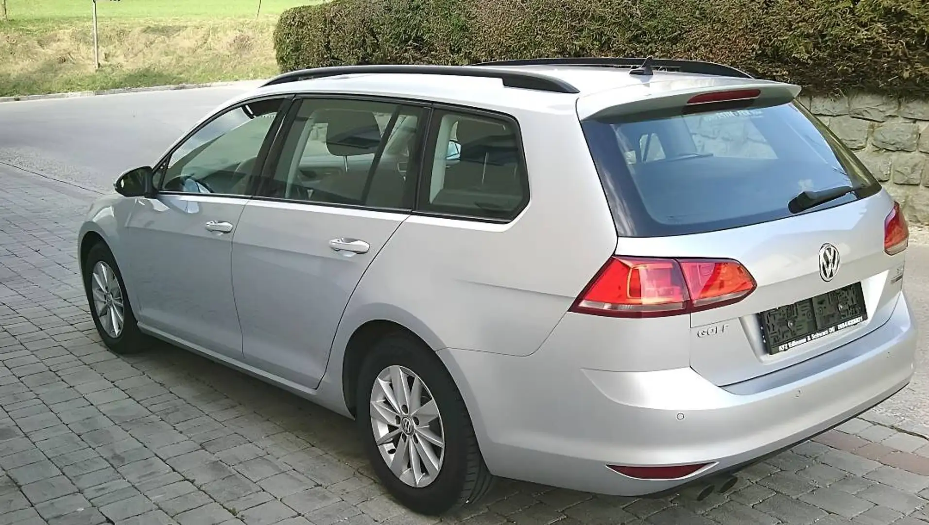 Volkswagen Golf Variant Golf Variant Rabbit 1,6 TDI 4MotionRabbit Grau - 2