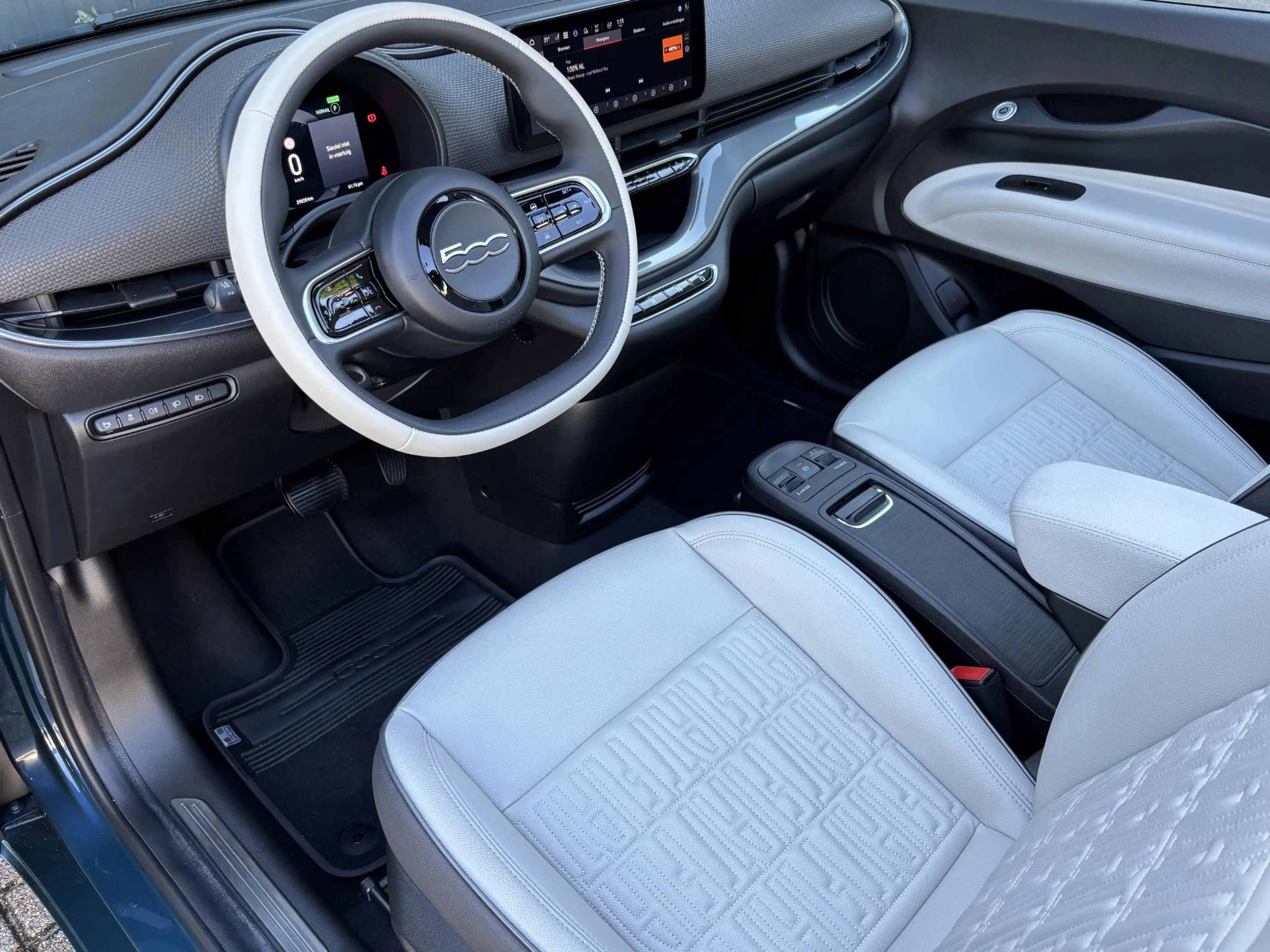 Fiat 500e La Prima 42 kWh Cabrio | ACCU 94% | Navigatie | Le — photo 14
