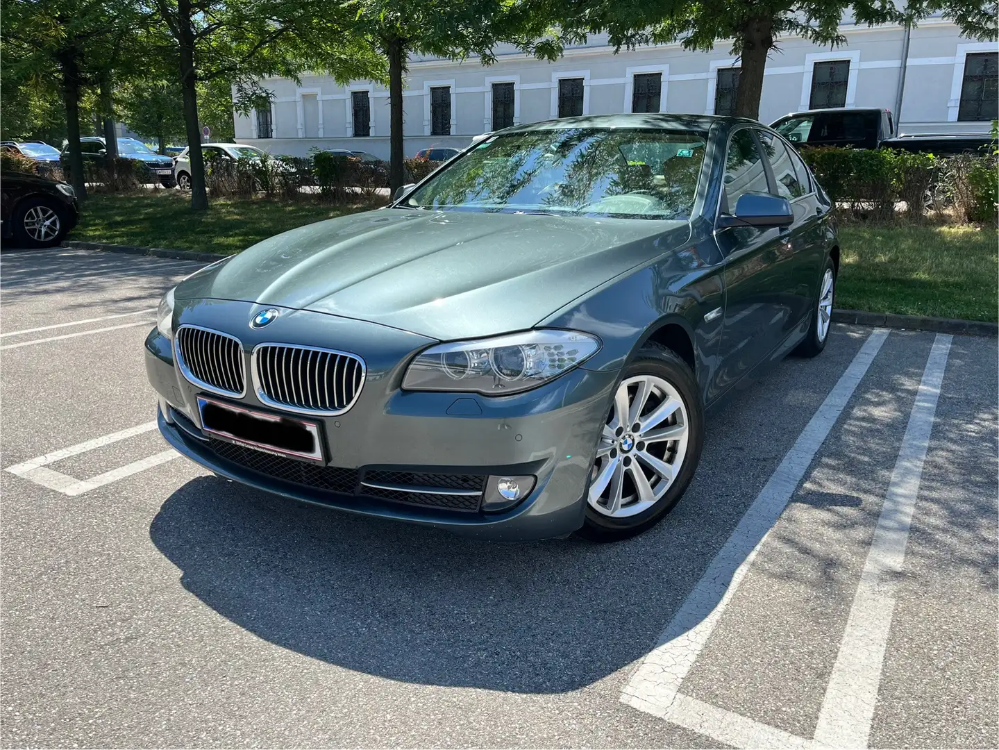 BMW 520 520i Grün - 1