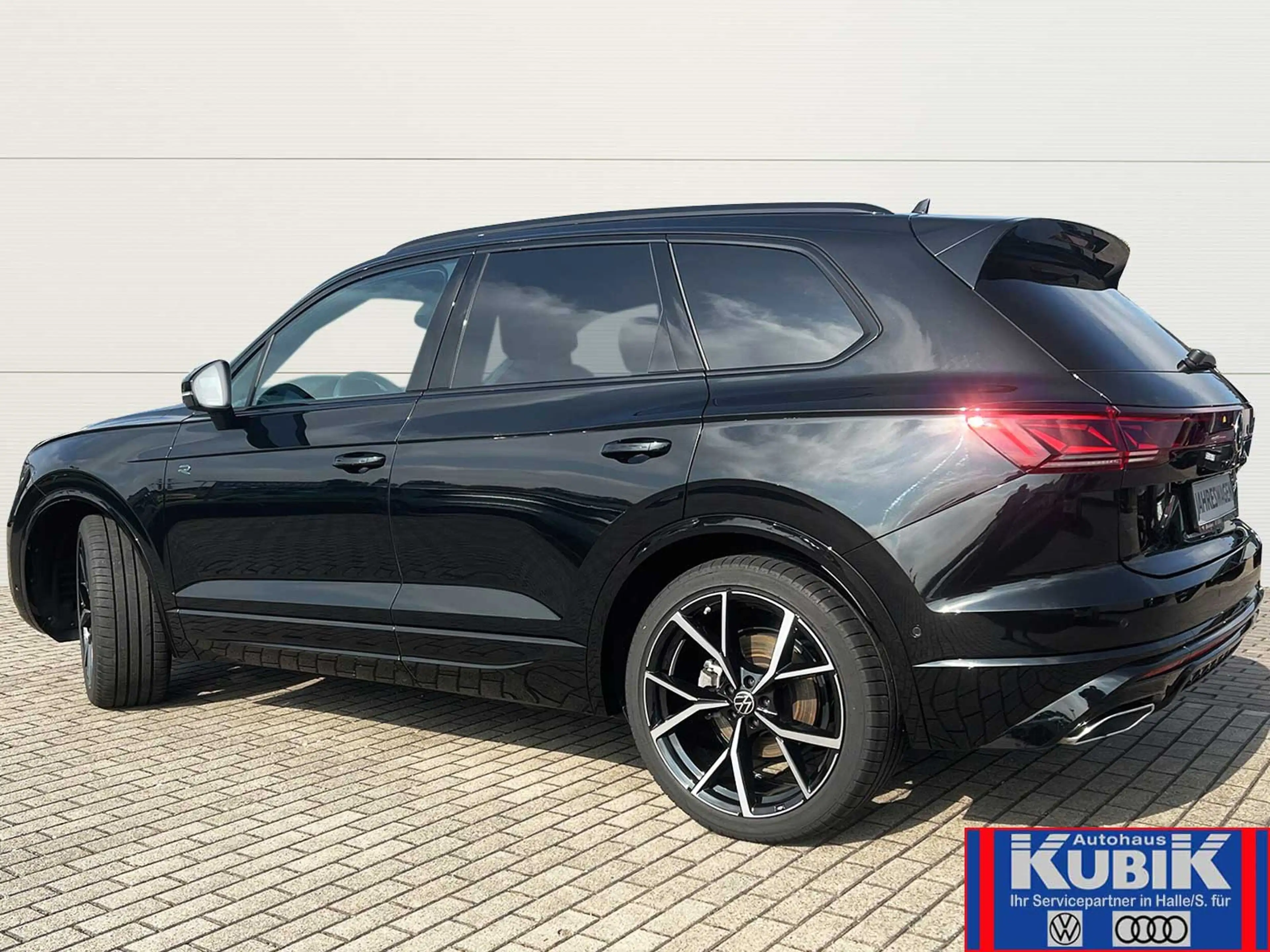 Volkswagen Touareg R-Line Black Style 3.0 TDI 4motion Allradlenkung + — photo 4