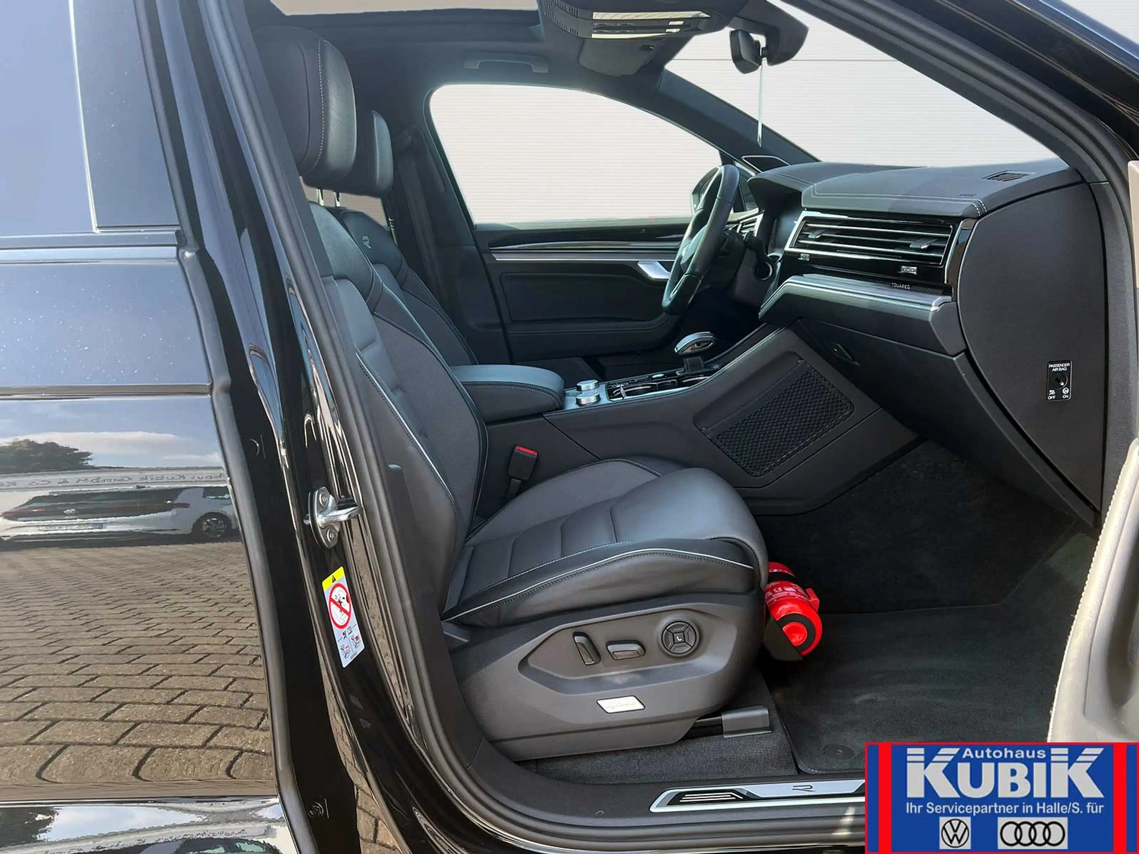 Volkswagen Touareg R-Line Black Style 3.0 TDI 4motion Allradlenkung + — photo 14