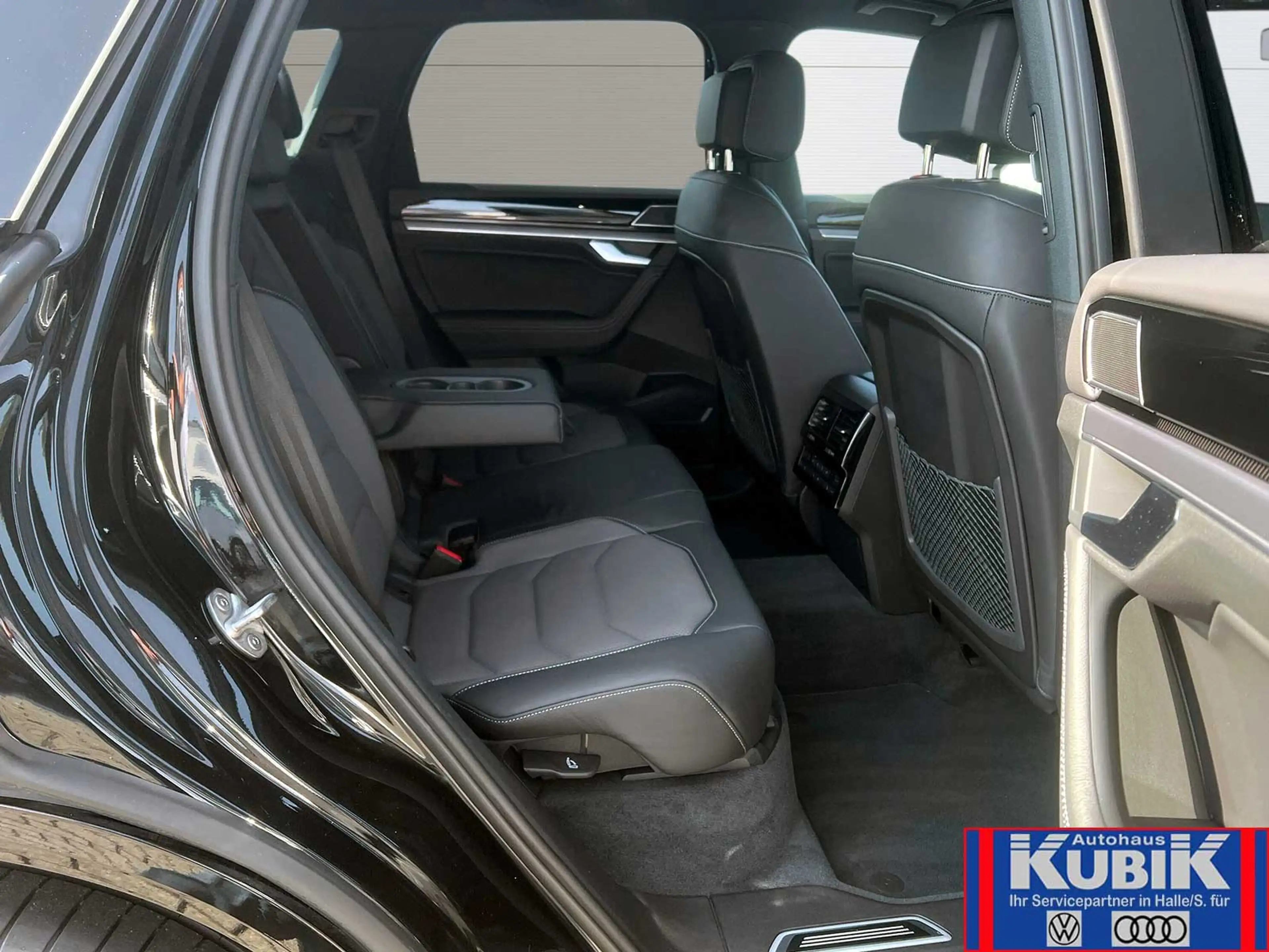 Volkswagen Touareg R-Line Black Style 3.0 TDI 4motion Allradlenkung + — photo 15