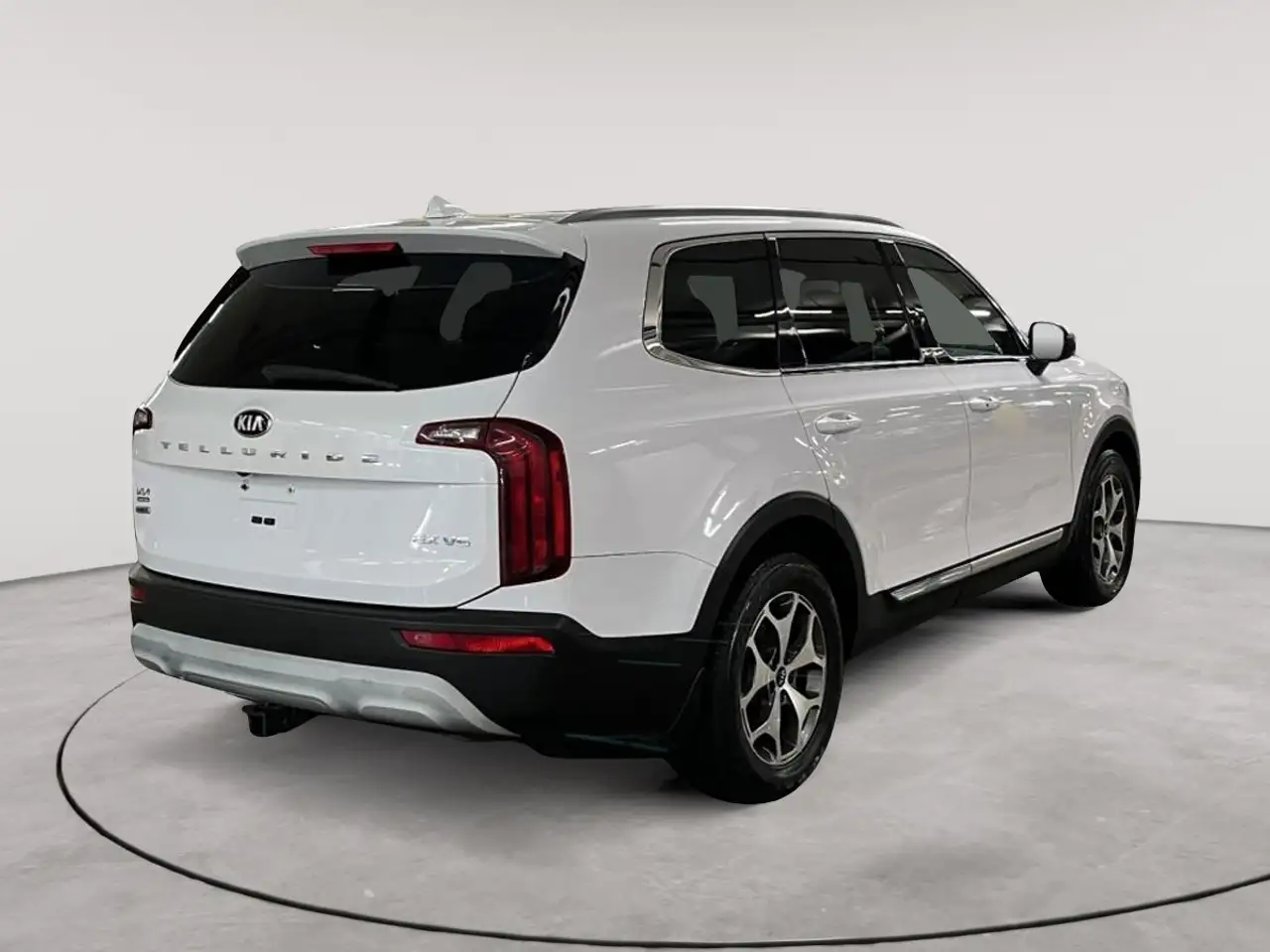 Kia Telluride снимка Kia Telluride