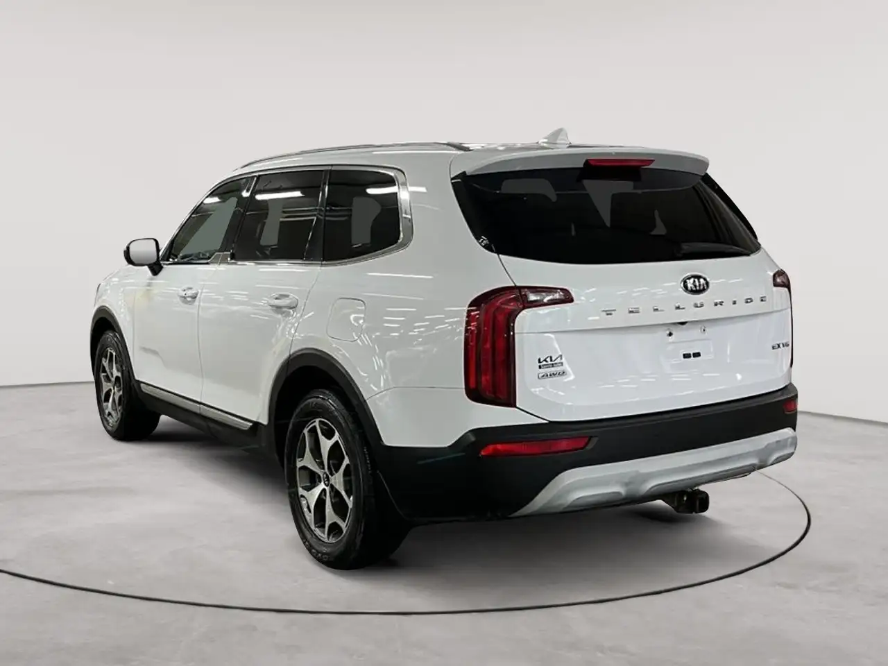 Kia Telluride снимка Kia Telluride
