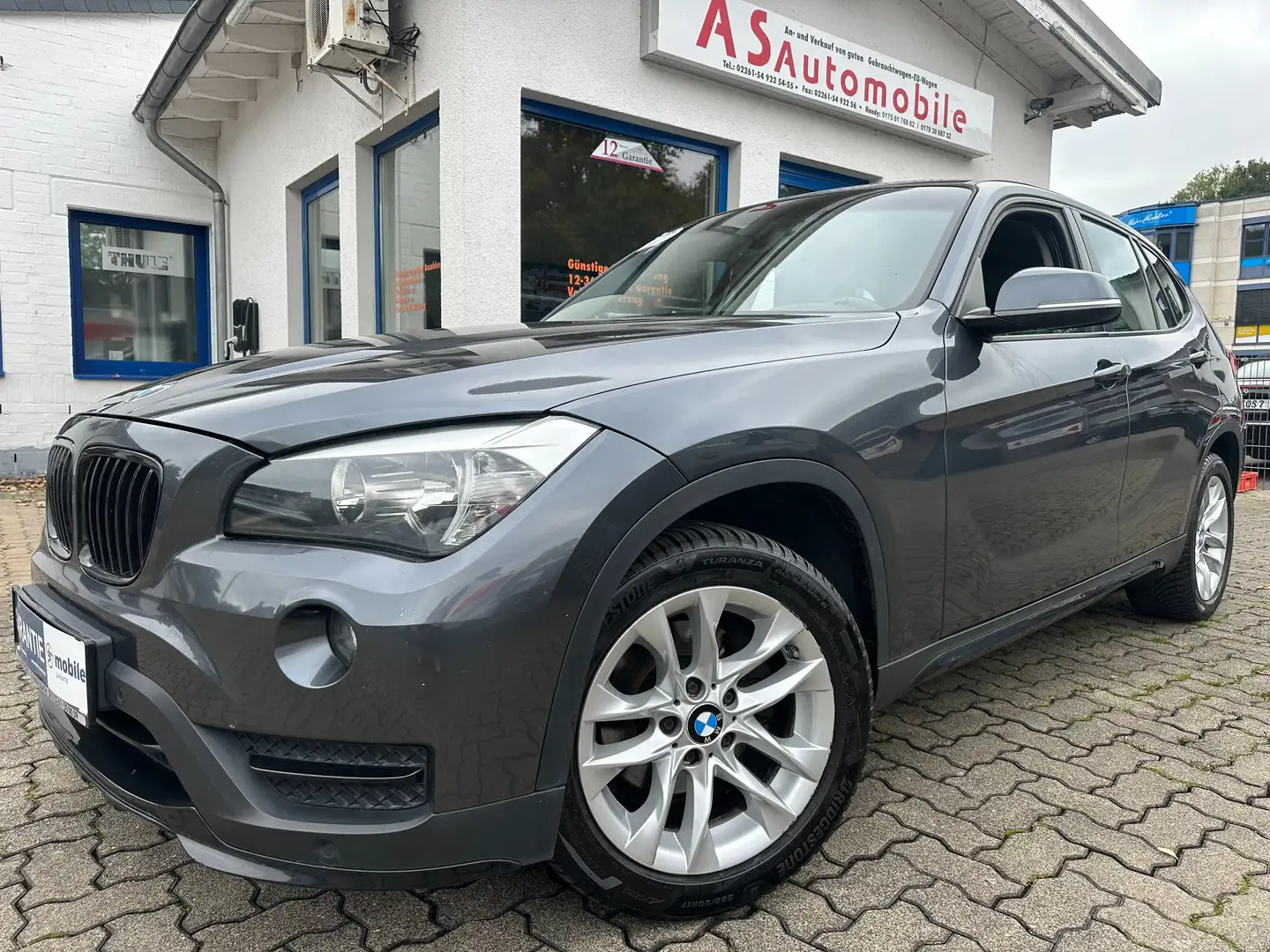 BMW X1 X1 sDrive18d Sport Line+2.HAND+KLIMA+6 GANG+PDC Grau - 1
