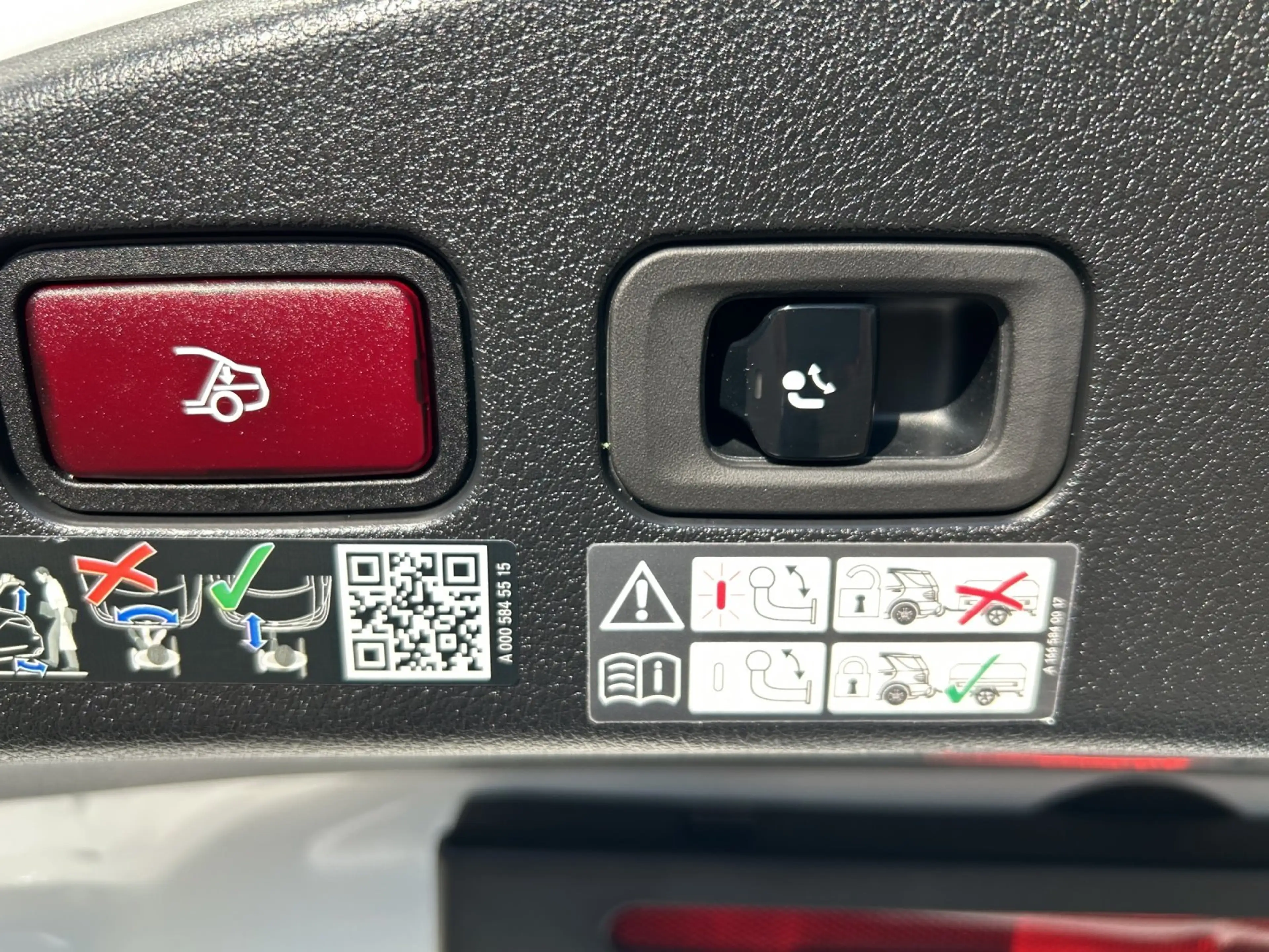 Mercedes-Benz CLE 53 AMG DYNAMIC+ Driver's DISTRO Massage AHK — photo 12