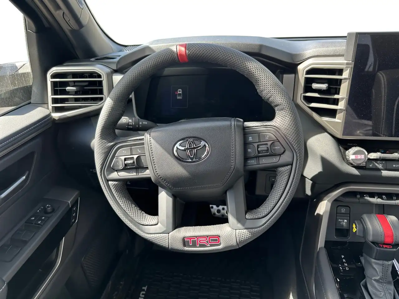 Toyota Tundra снимка Toyota Tundra