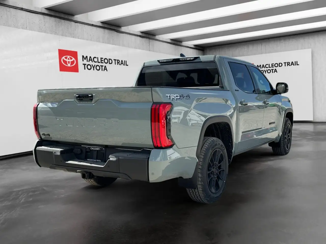 Toyota Tundra снимка Toyota Tundra