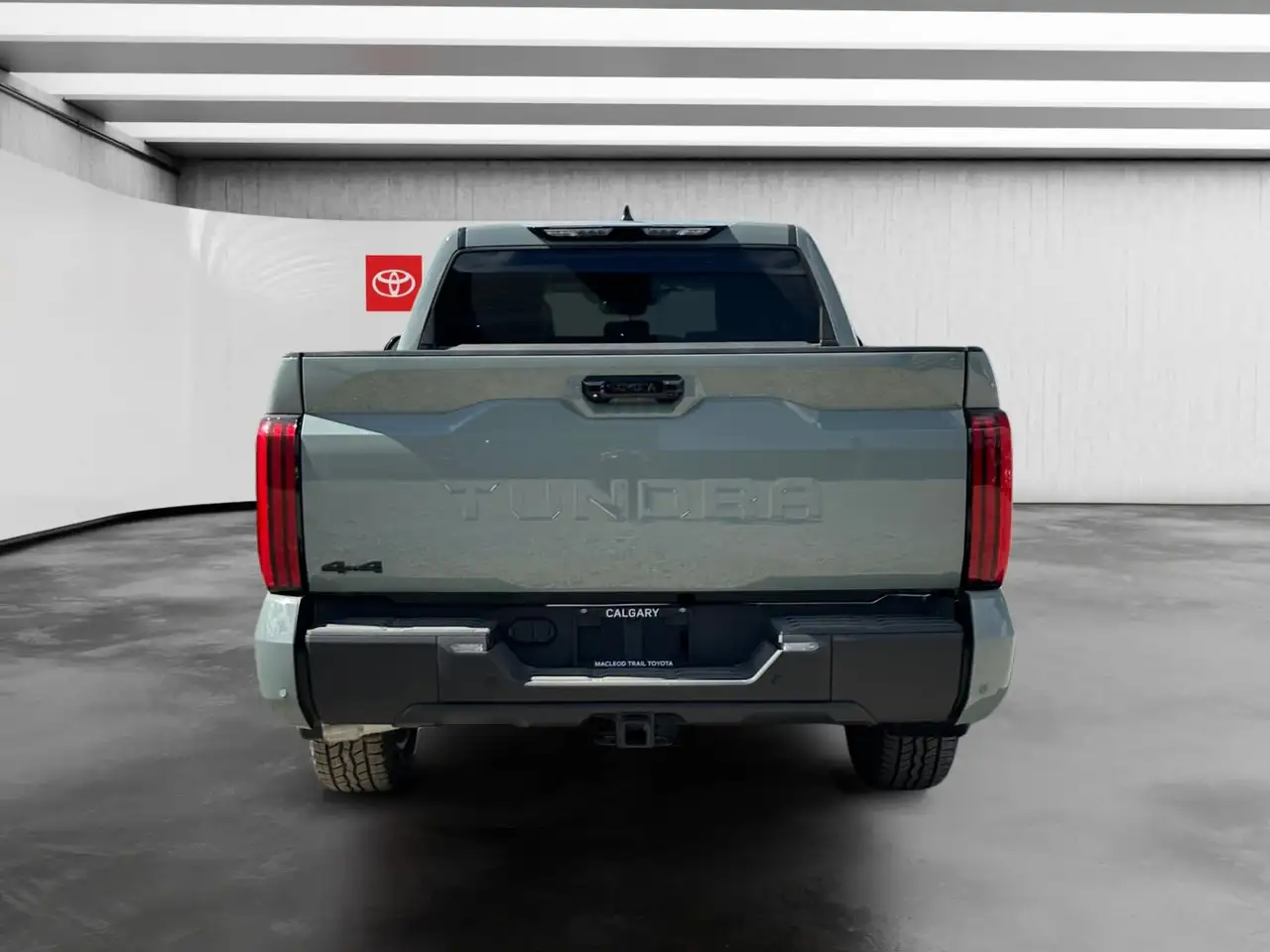 Toyota Tundra снимка Toyota Tundra