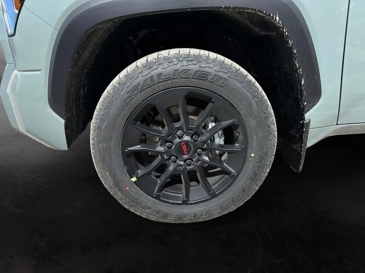 Toyota Tundra снимка Toyota Tundra