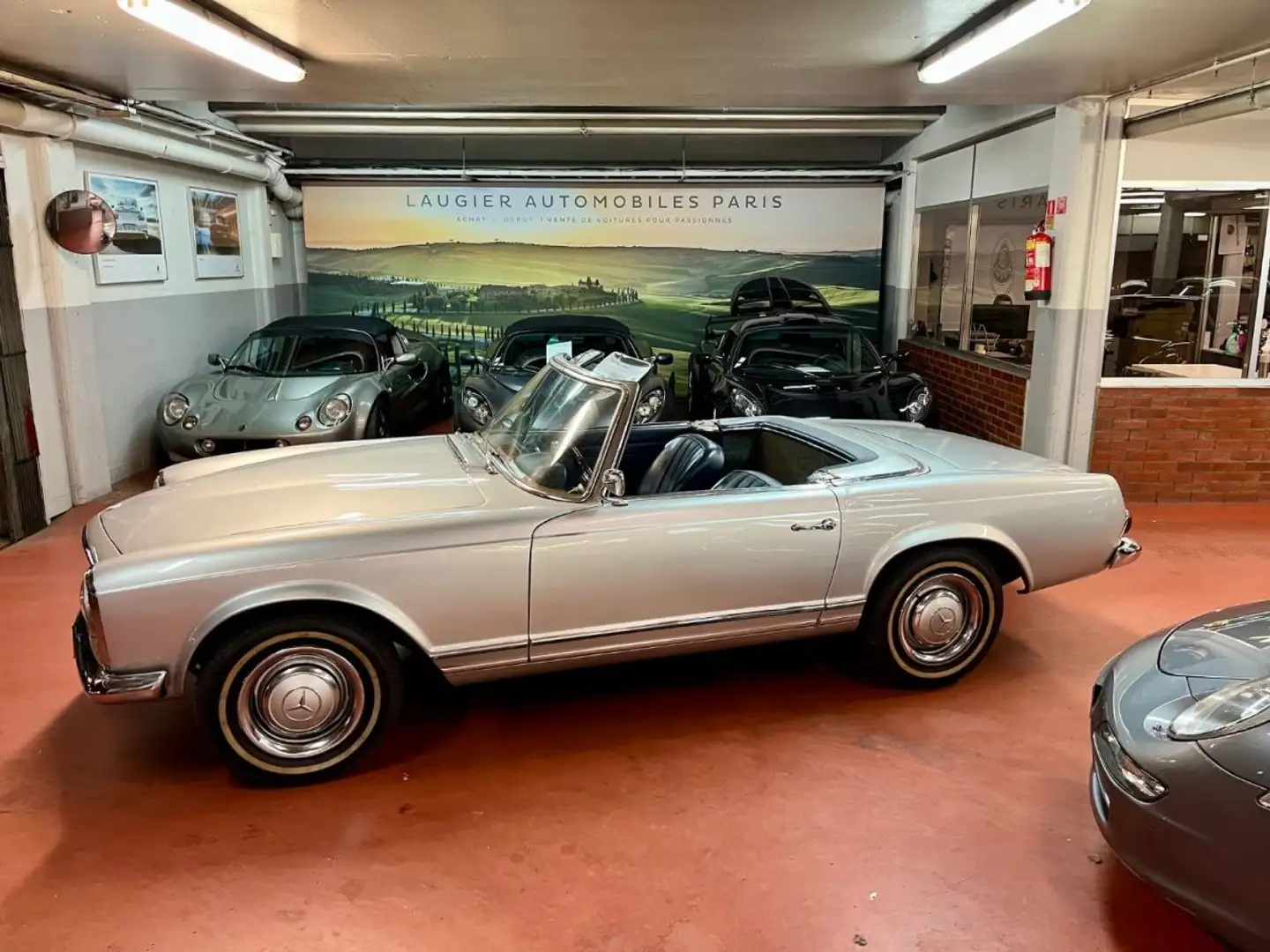 Mercedes-Benz SL 230 SL230 PAGODE Gris - 1
