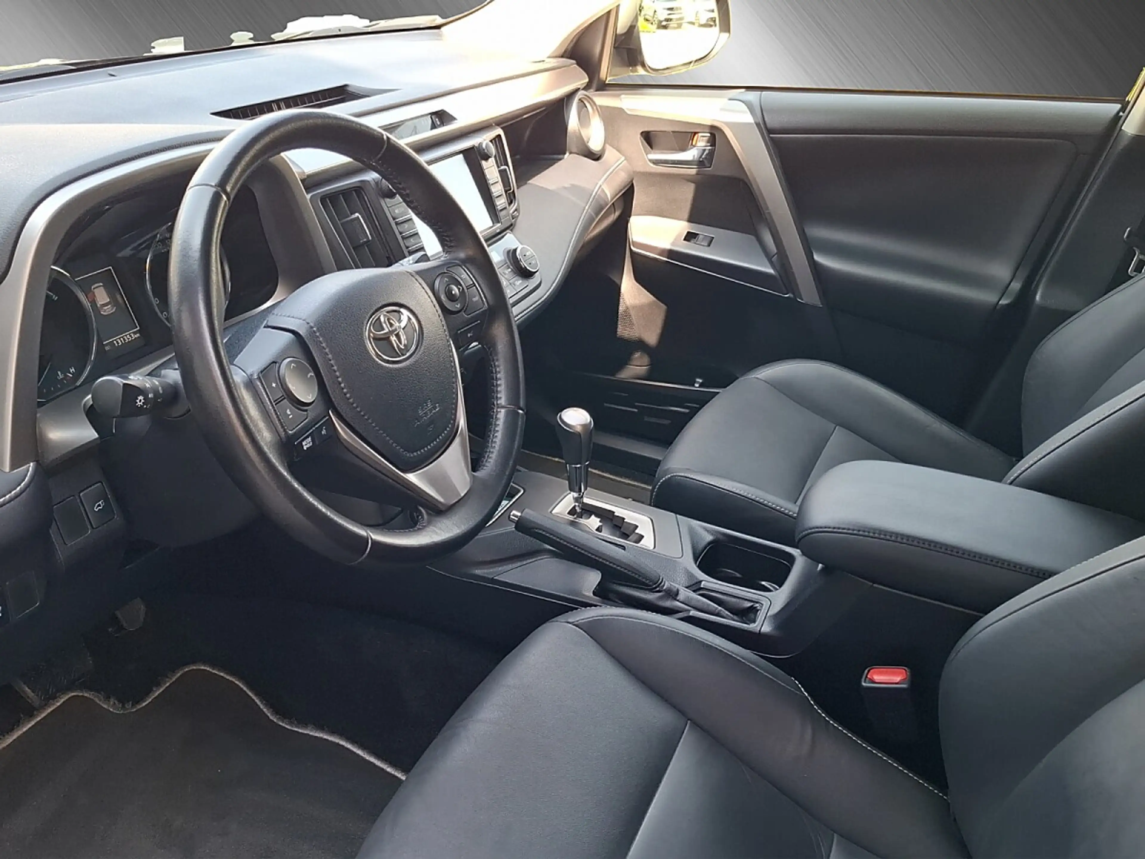 Toyota RAV 4 RAV4 2,5 Hybrid Active 4WD Aut. — photo 7